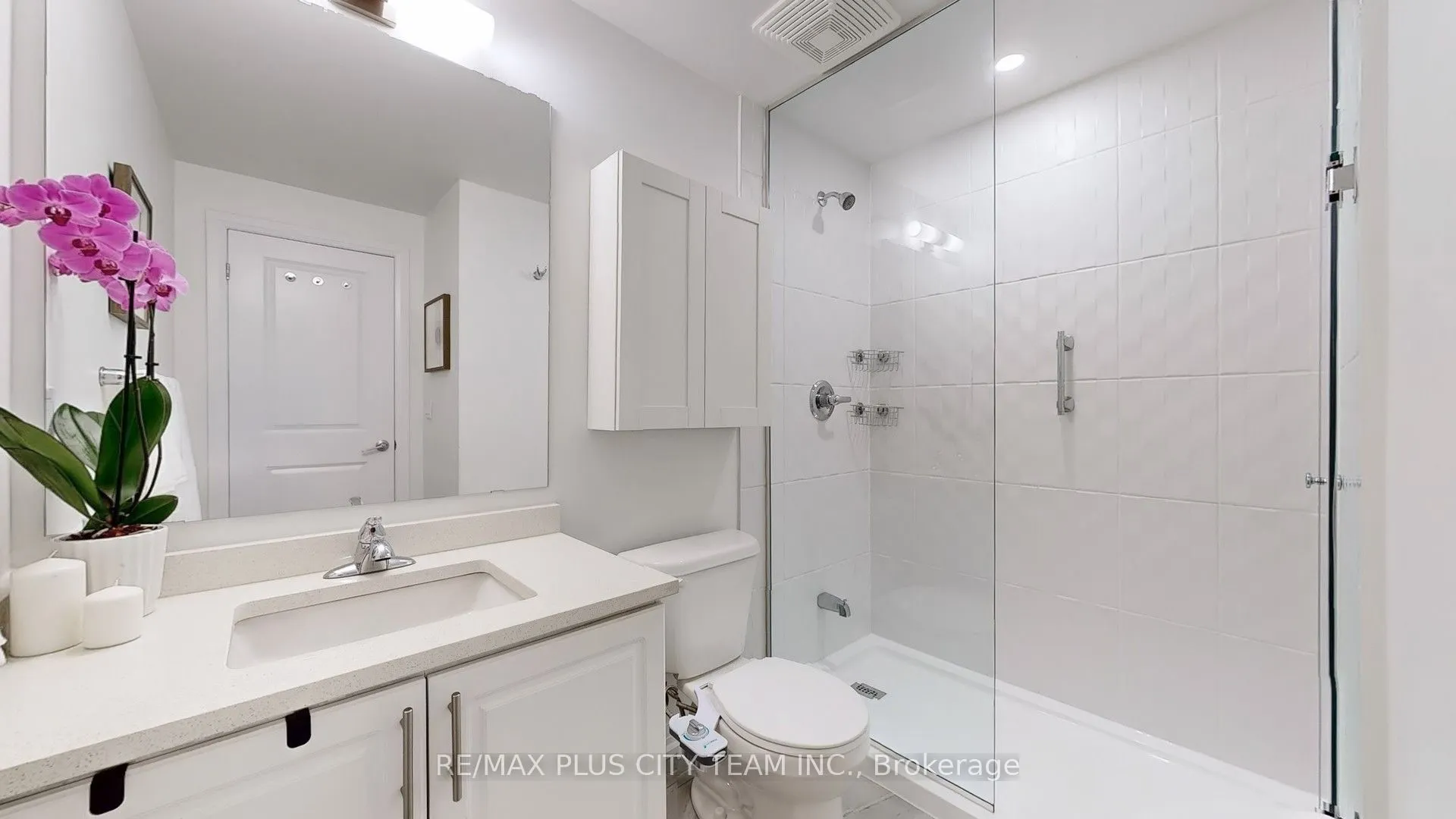 2635 William Jackson Drive, #908