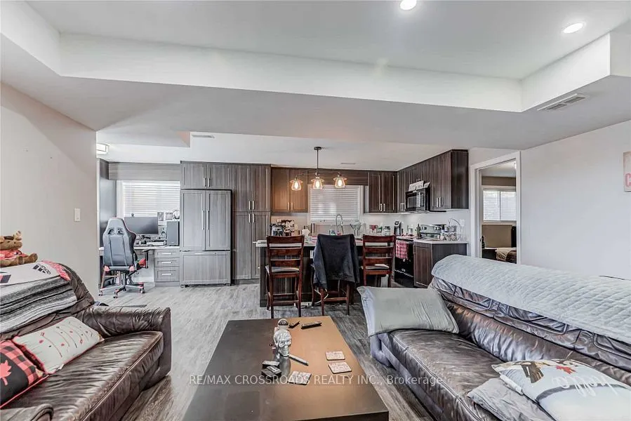 15 Niddery Street, #Lower