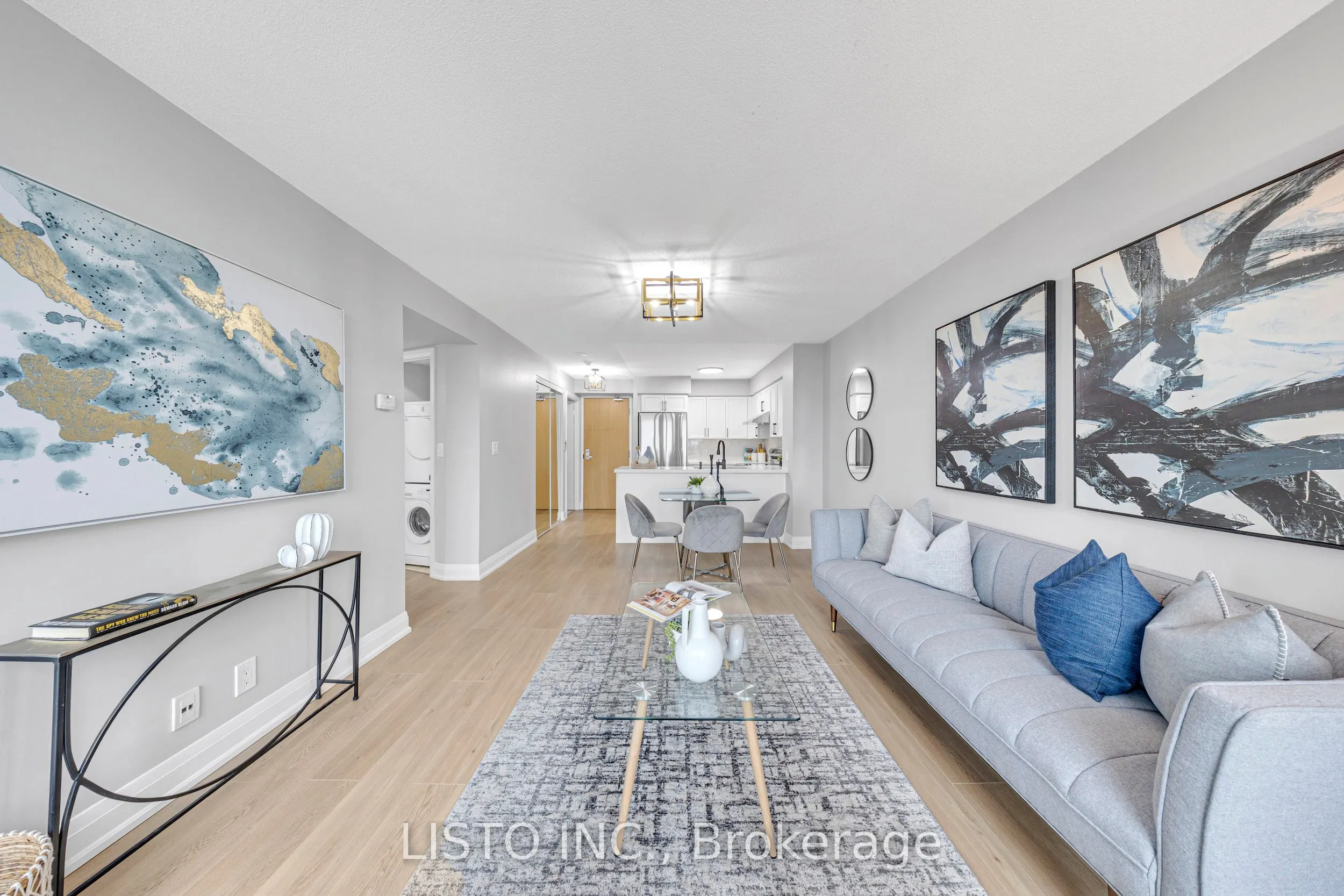 68 Grangeway Avenue, #906