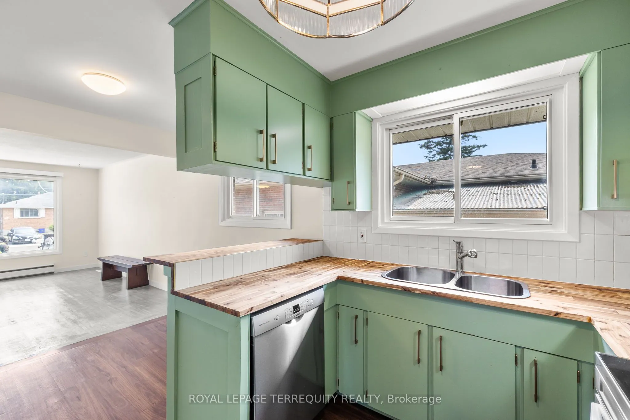 116 Byng Avenue, #Main Floor