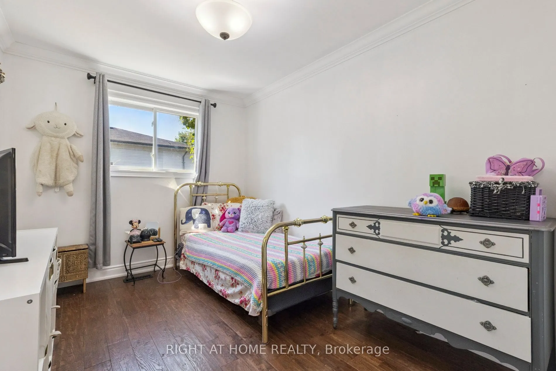 403 Chandos Court
