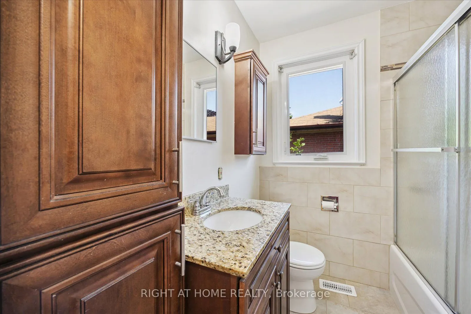 1328 Scugog Avenue
