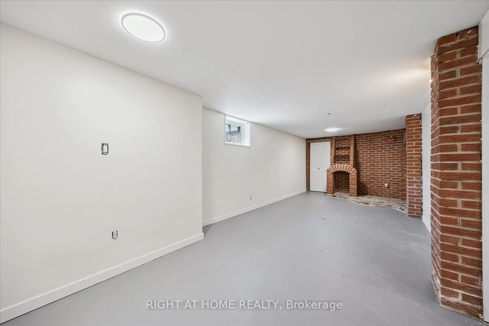 1328 Scugog Avenue