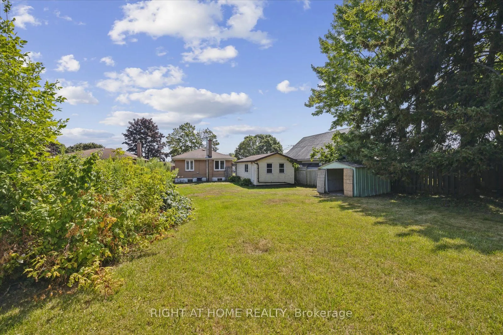 1328 Scugog Avenue