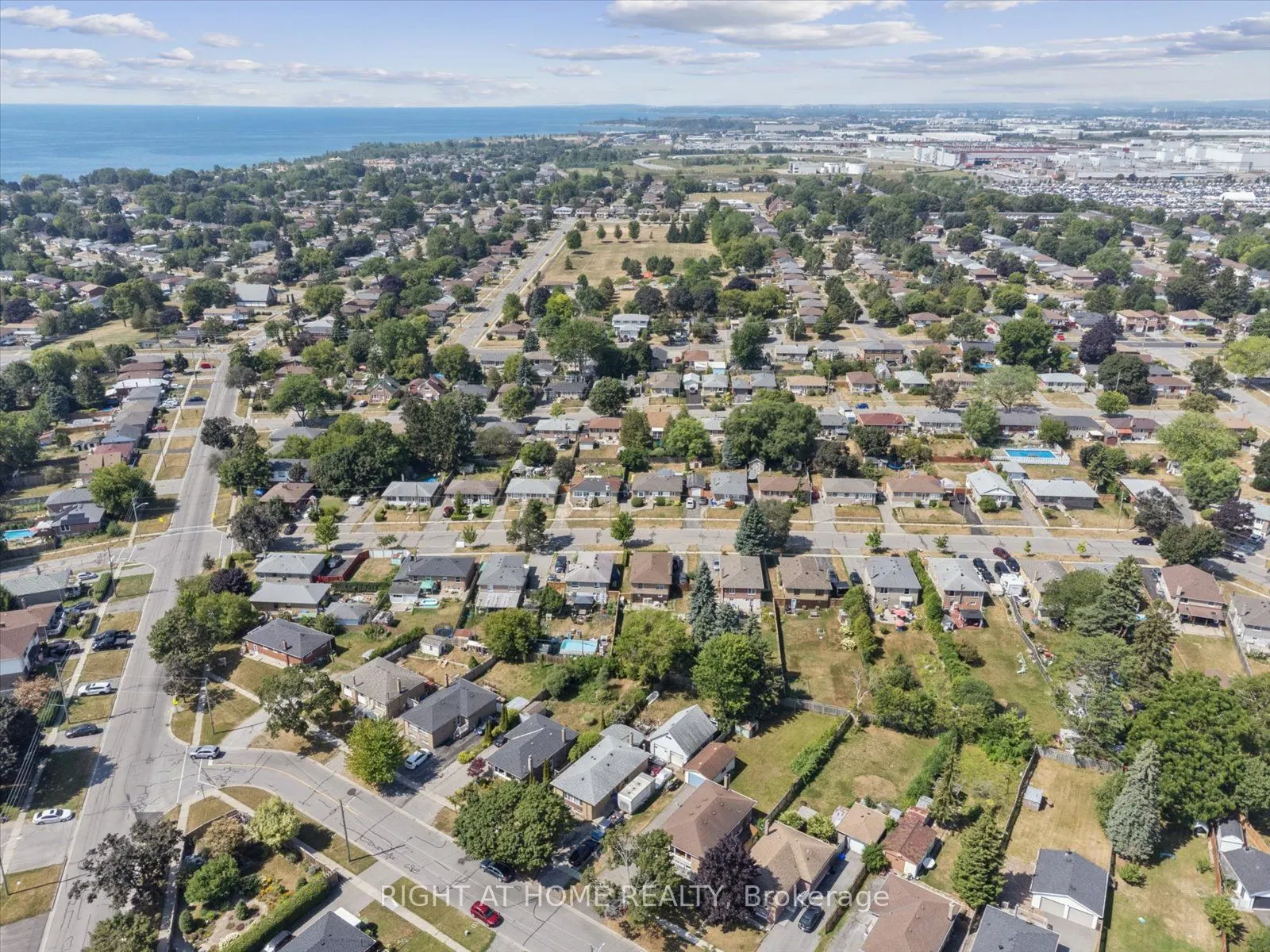 1328 Scugog Avenue