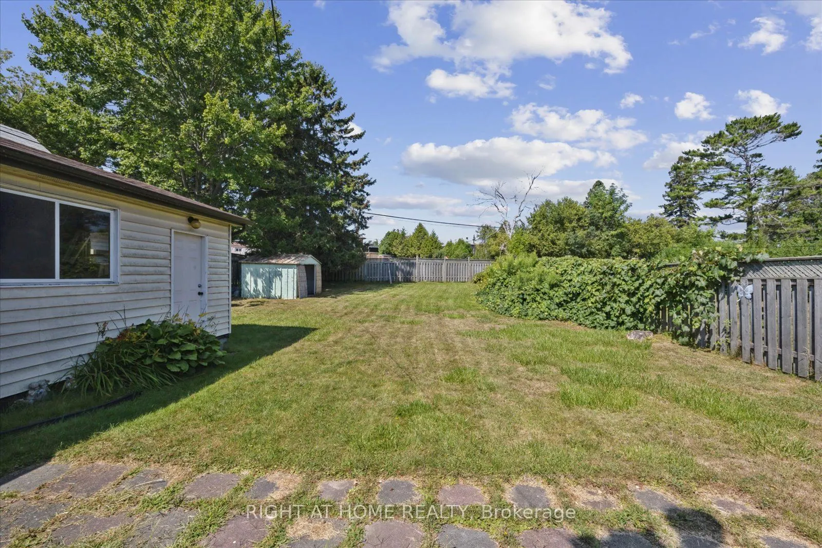 1328 Scugog Avenue