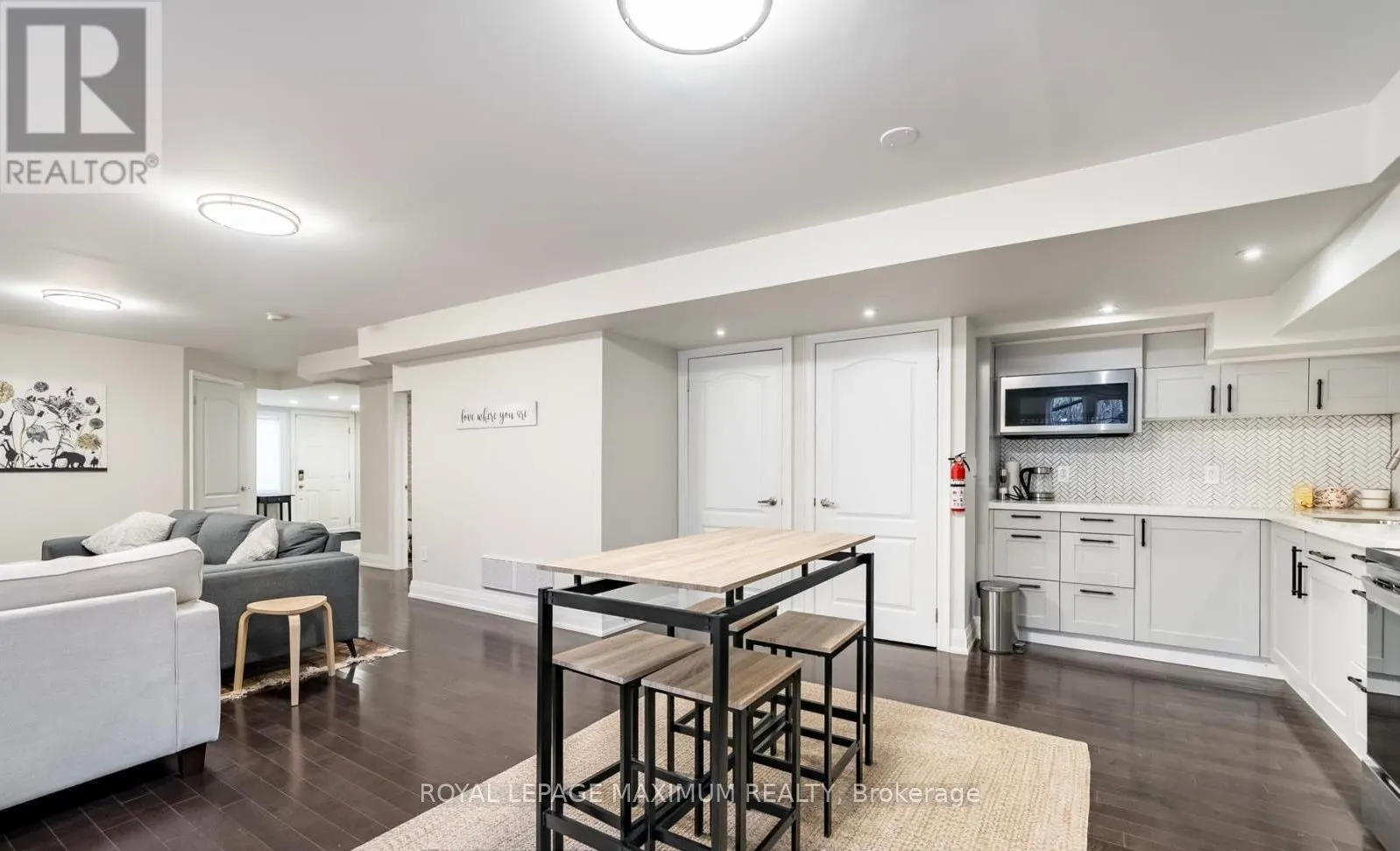 46 Illingworth Lane, #Room