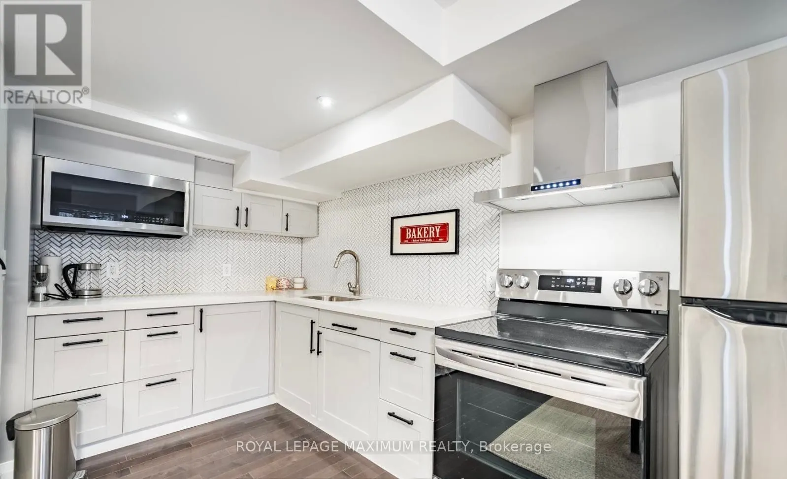 46 Illingworth Lane, #Room