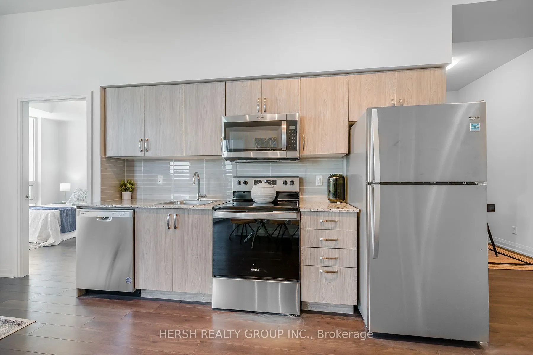 10 Meadowglen Place, #PH1