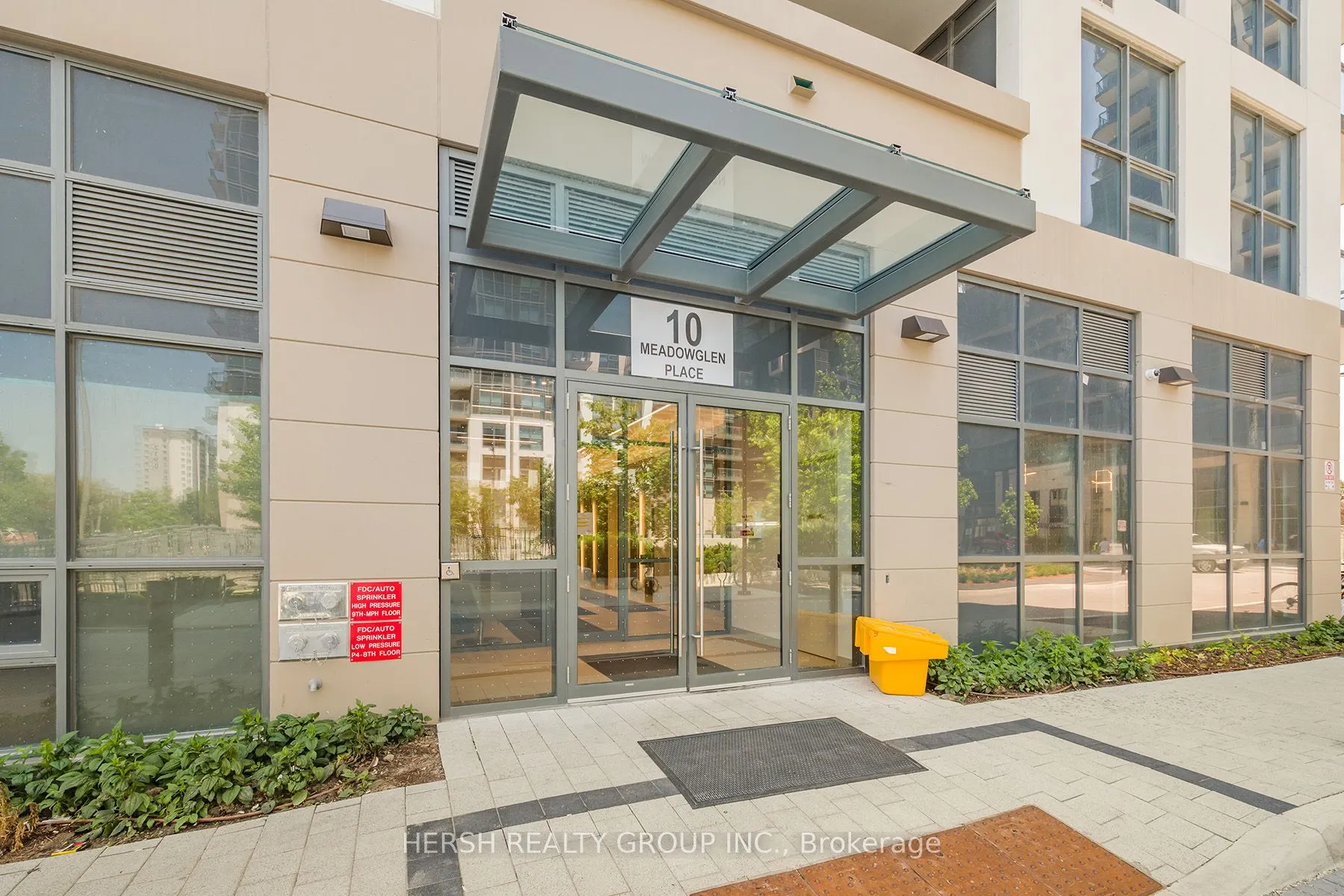 10 Meadowglen Place, #PH1