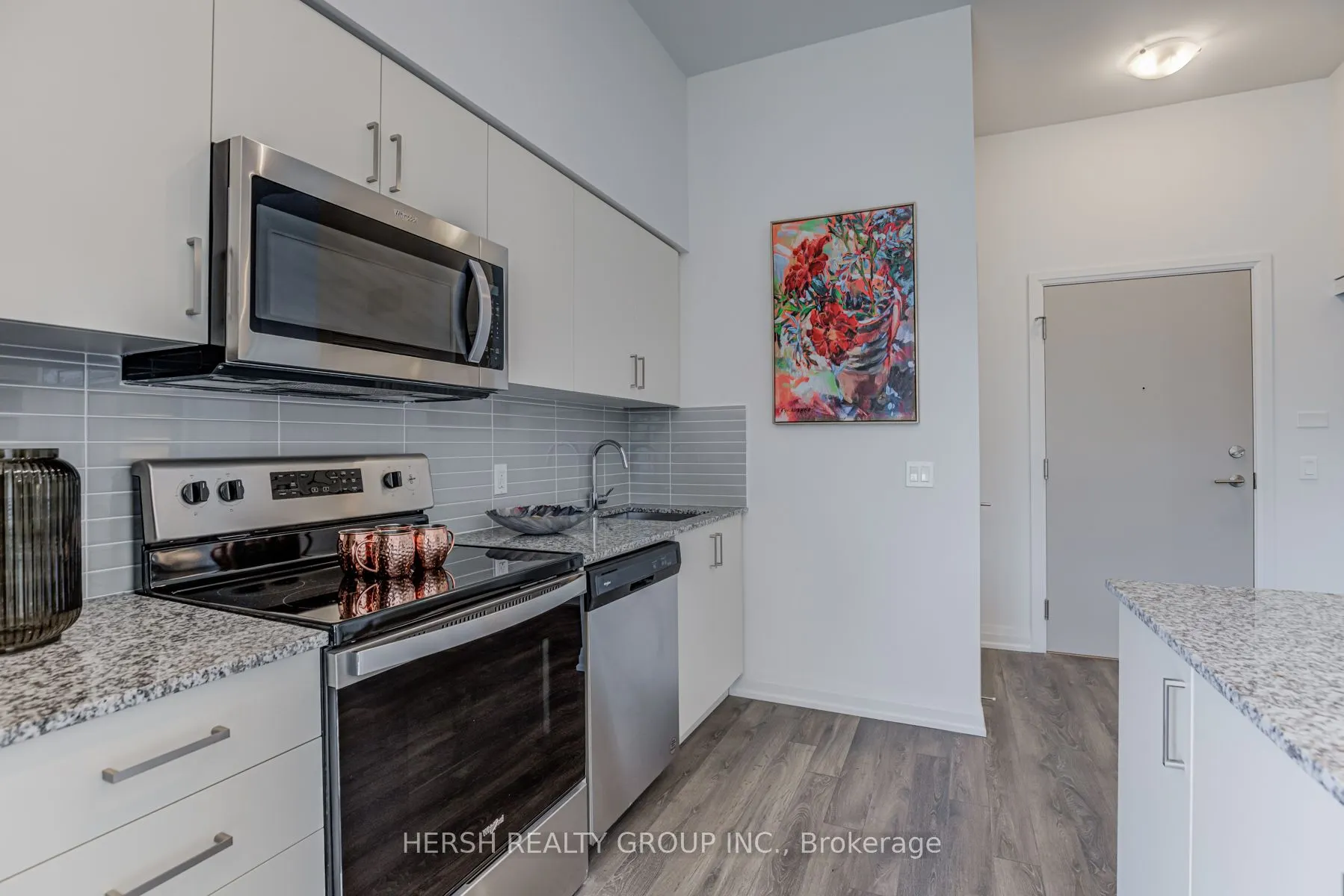 10 Meadowglen Place, #106