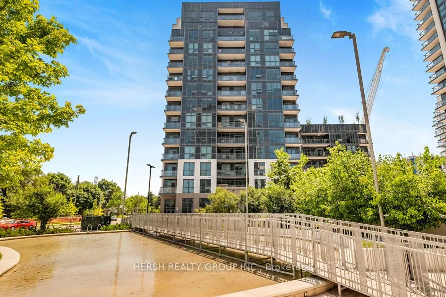 10 Meadowglen Place, #106
