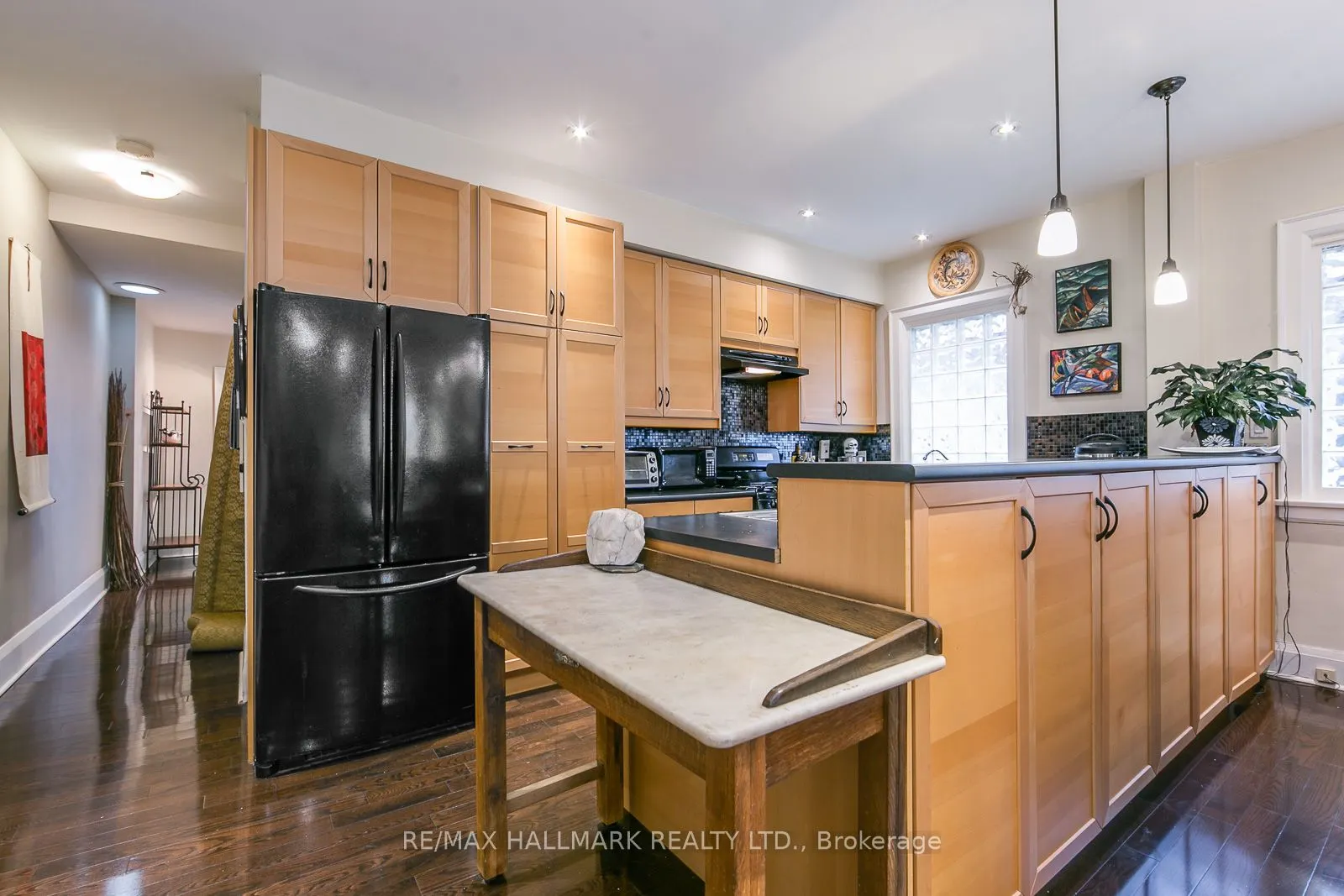 33 Wineva Avenue, #Upper