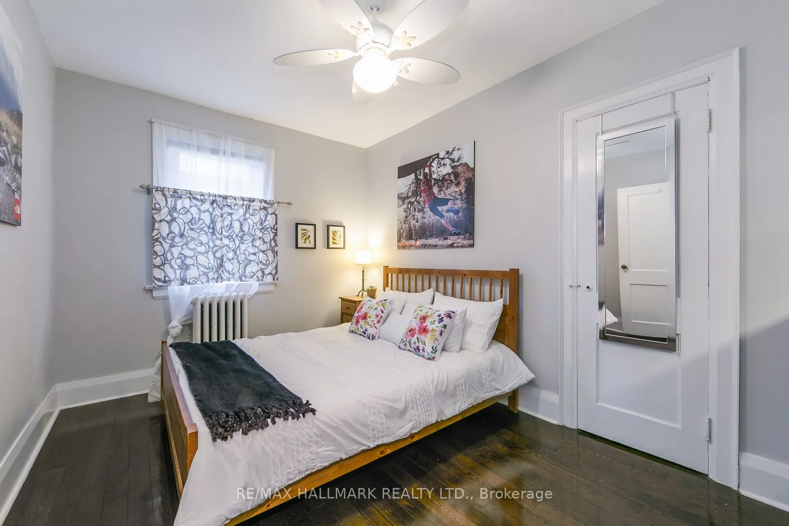 33 Wineva Avenue, #Upper