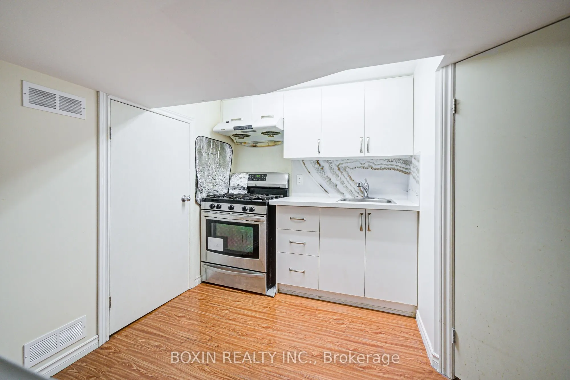 64 Kenmark Boulevard