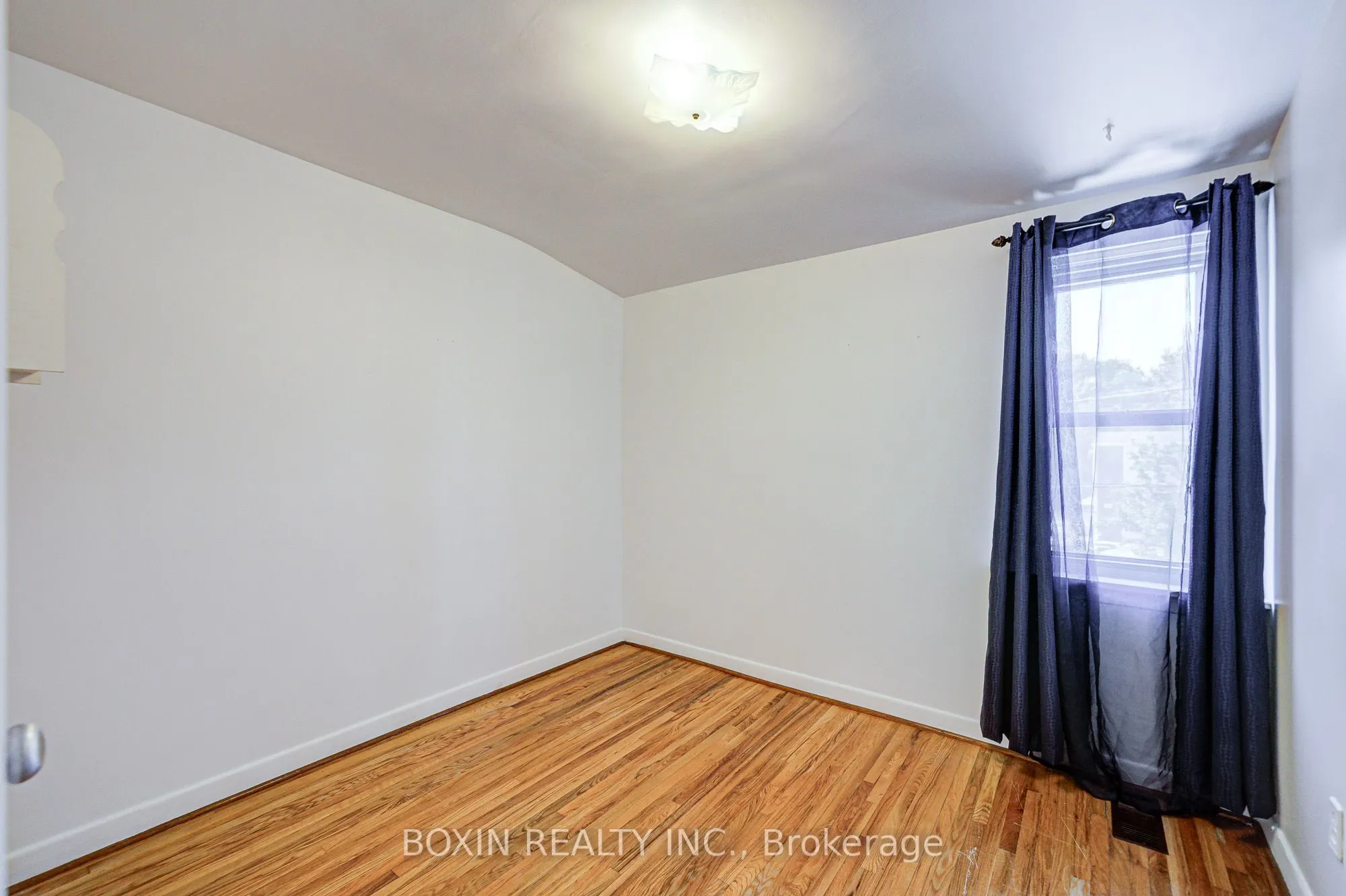 64 Kenmark Boulevard