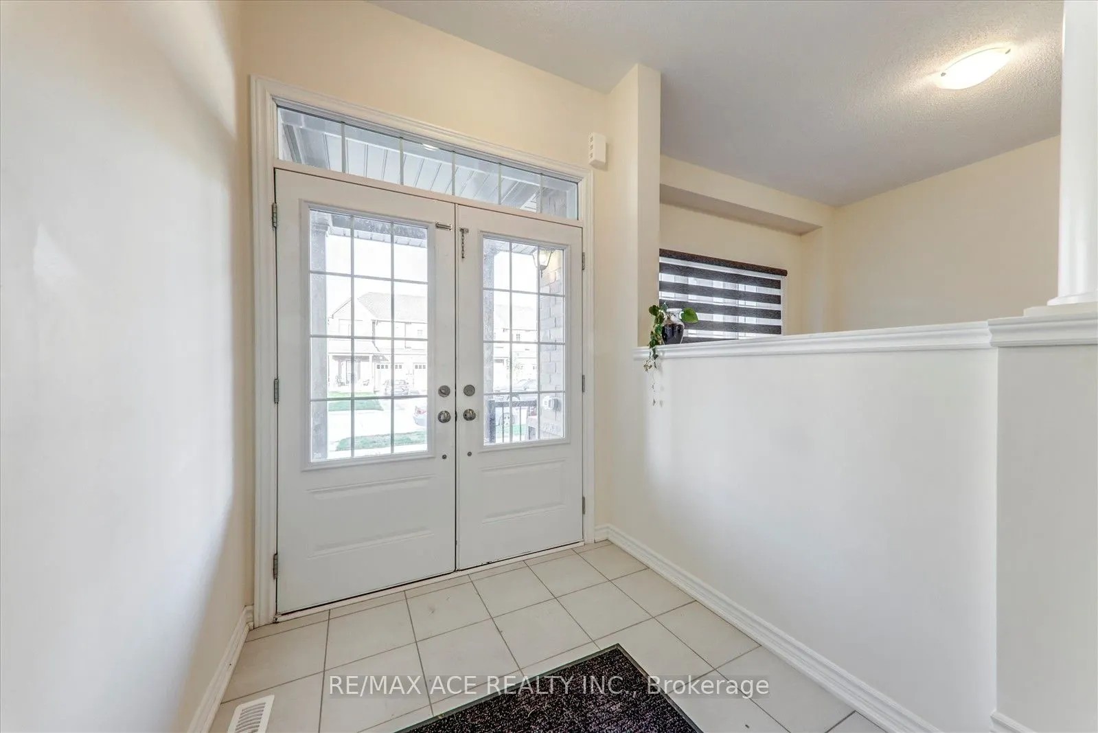 118 North Garden Boulevard