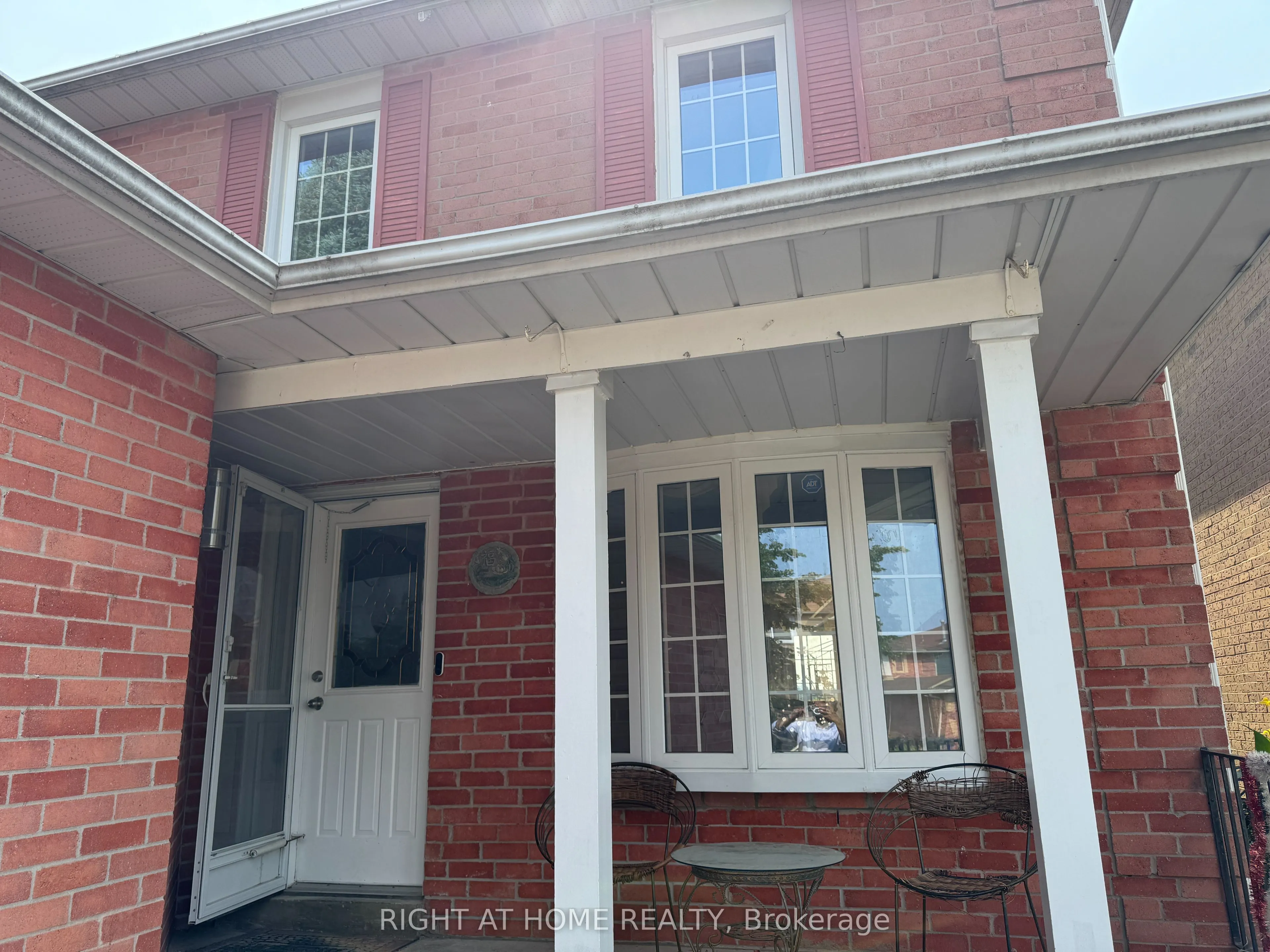 42 Cornwall Drive