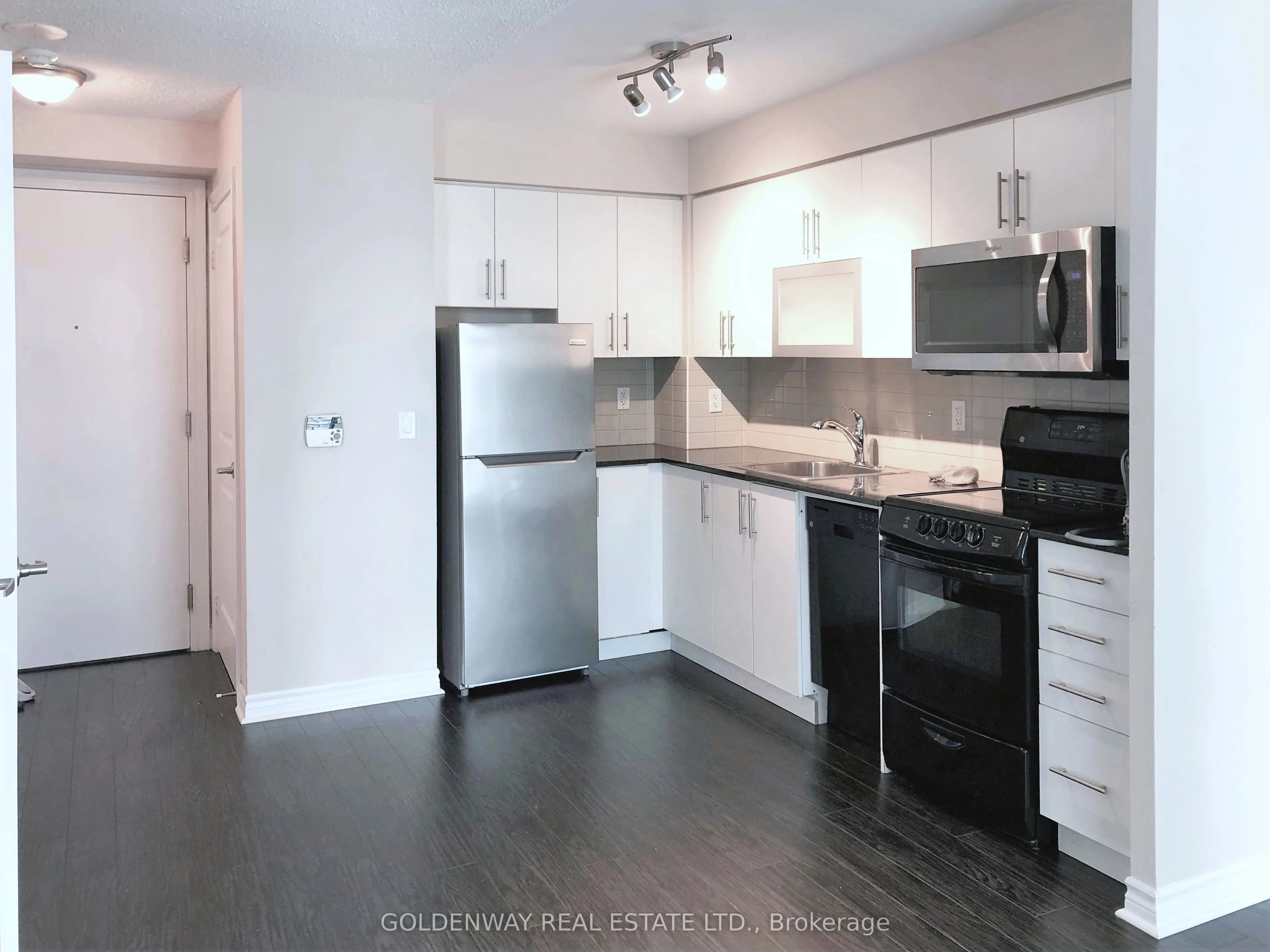 50 Town Centre Court, #3206