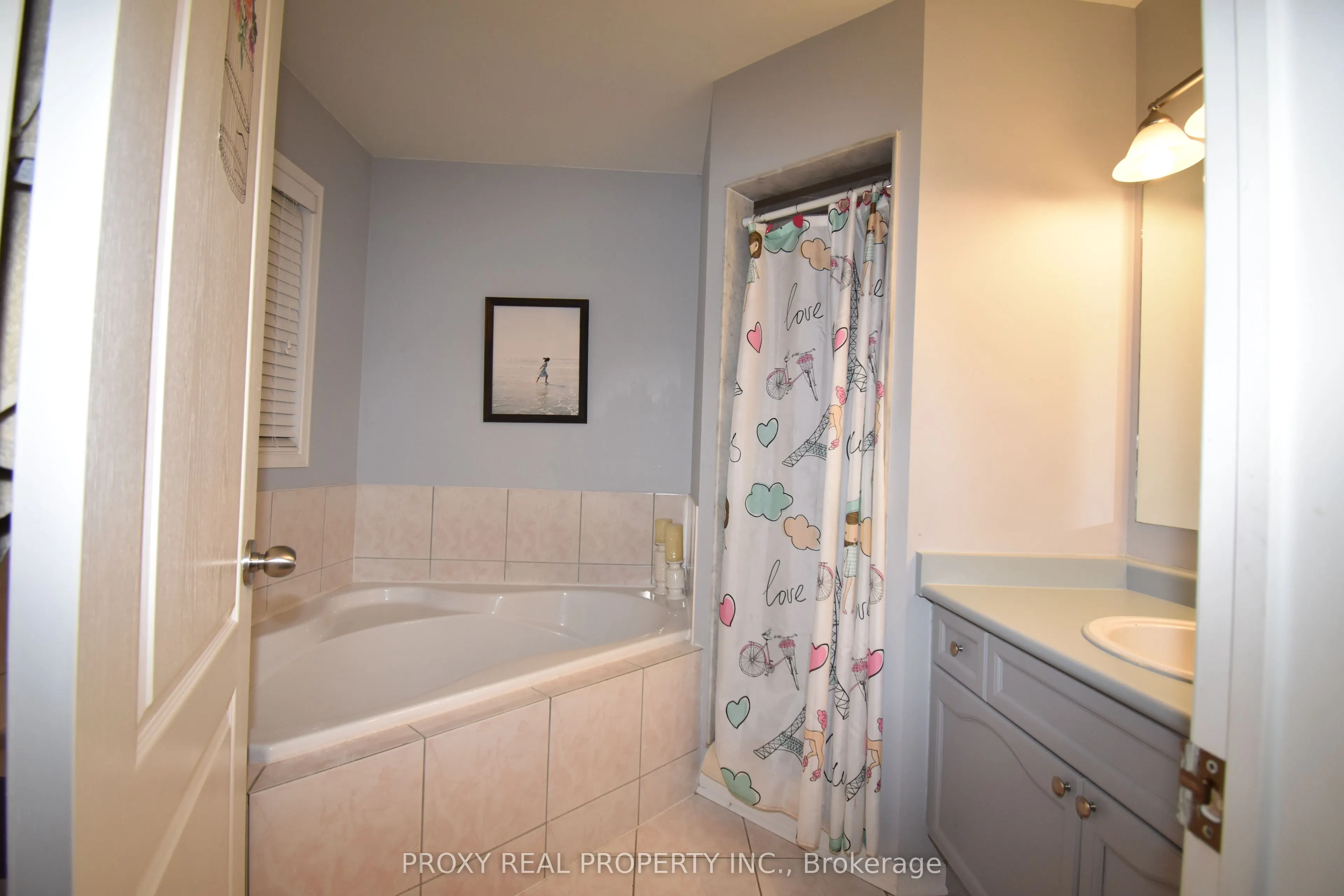 2360 Clearside Court