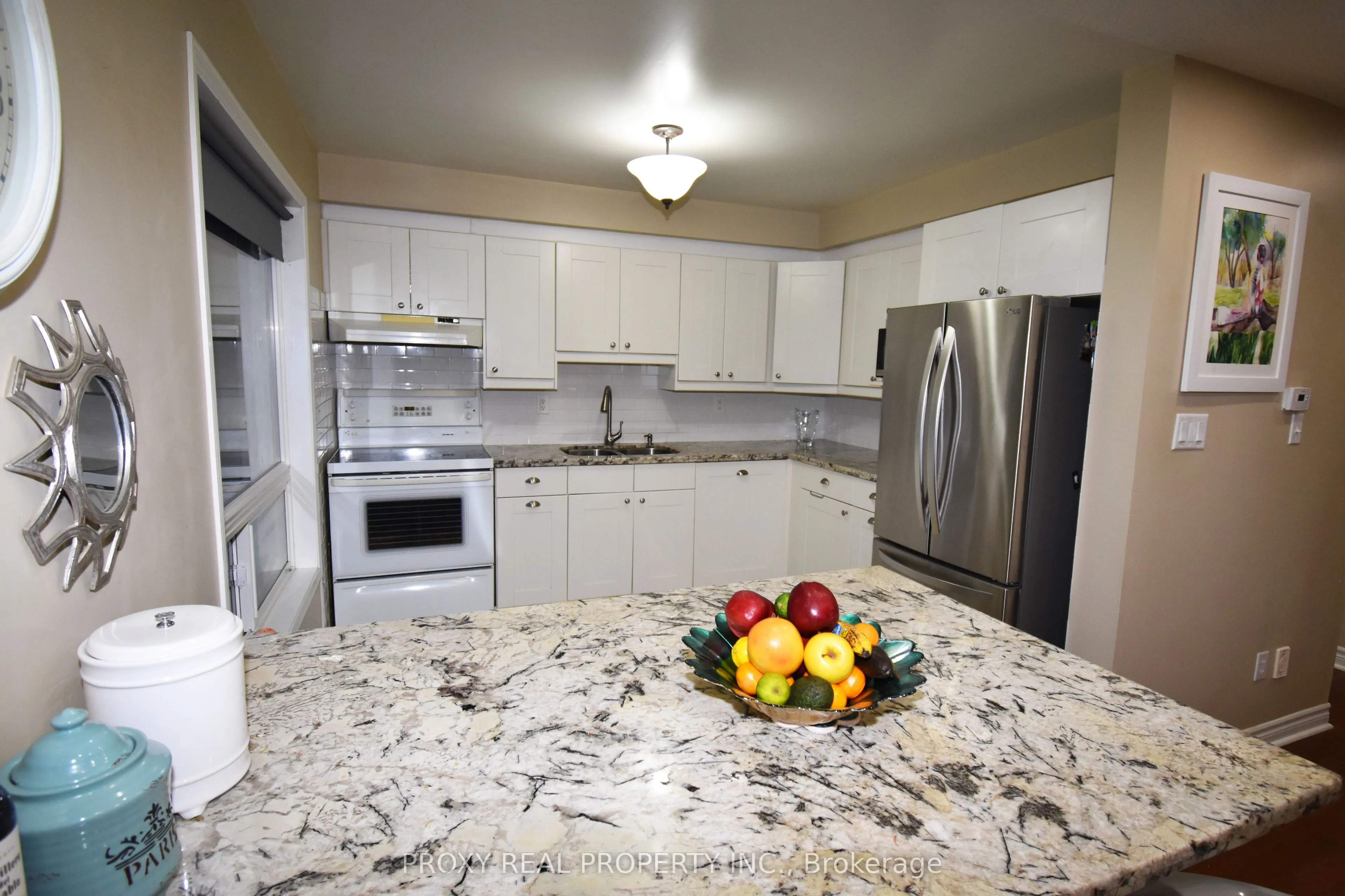 2360 Clearside Court