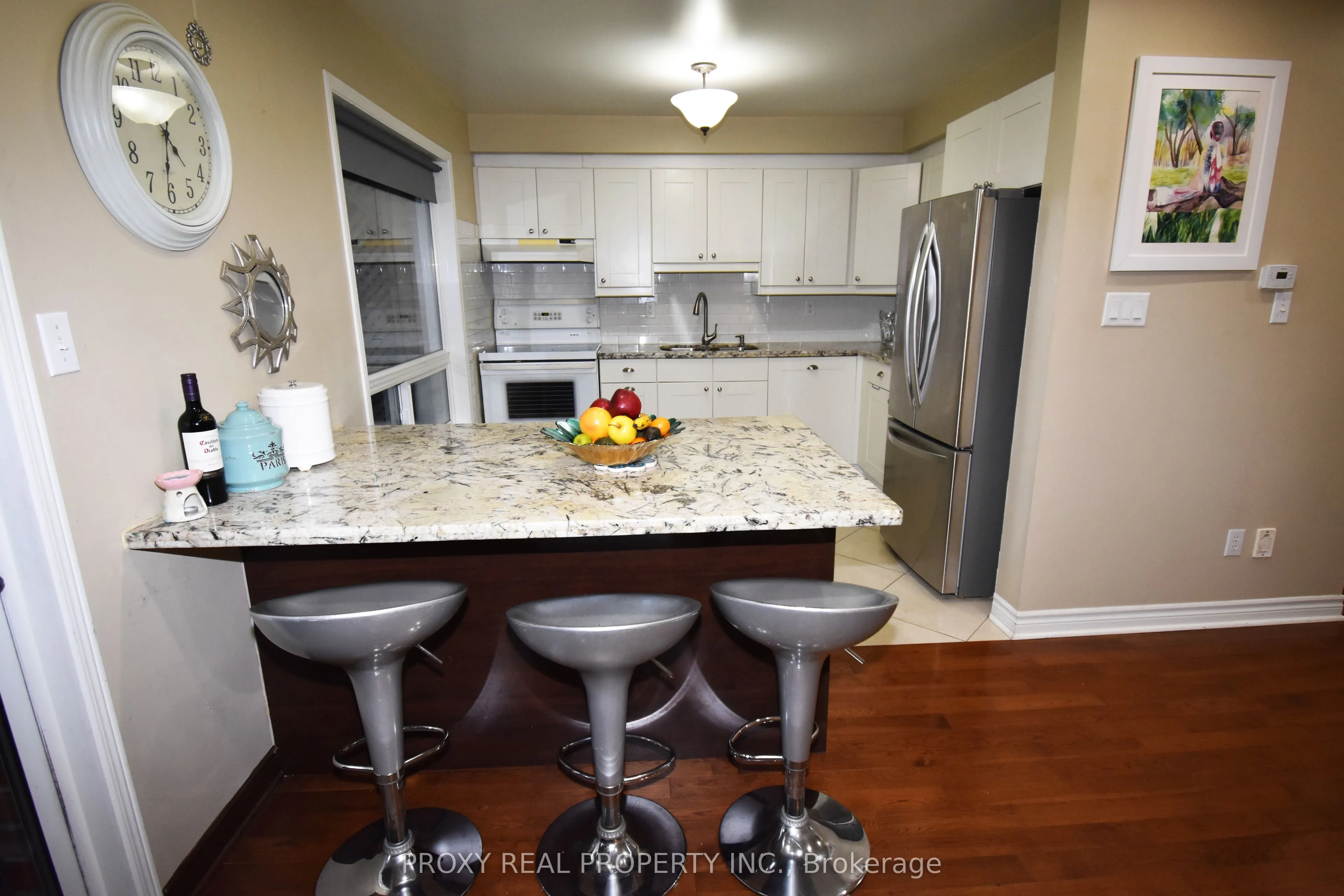 2360 Clearside Court