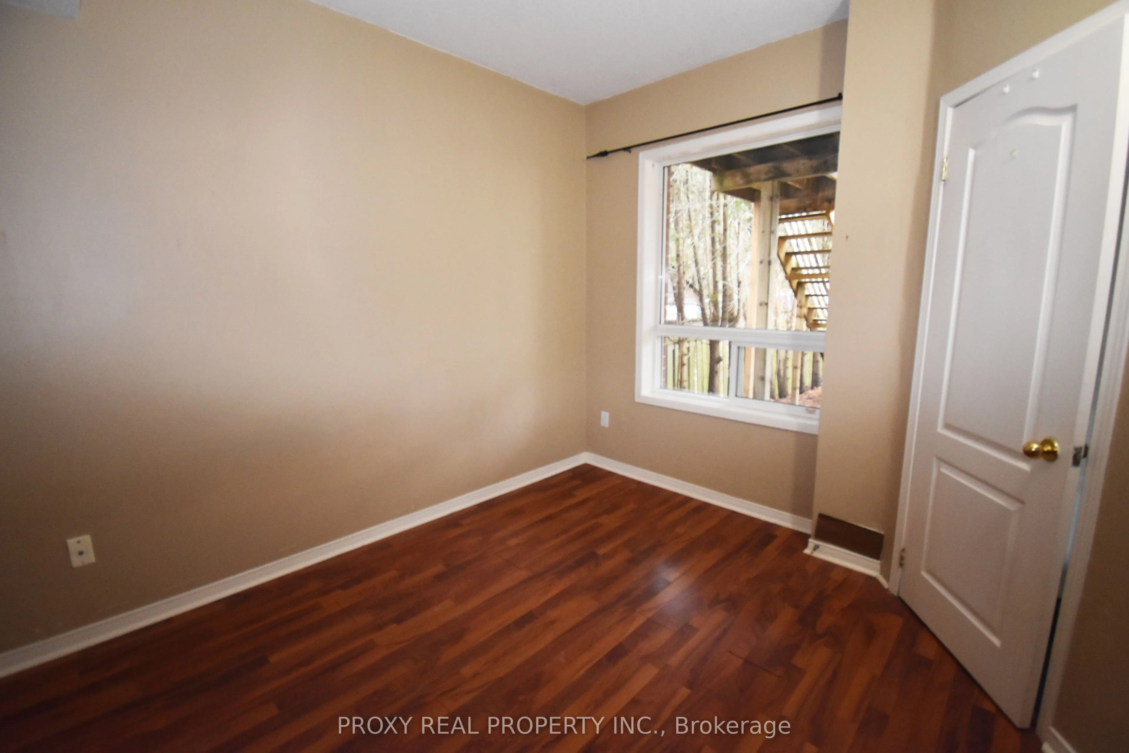 2360 Clearside Court