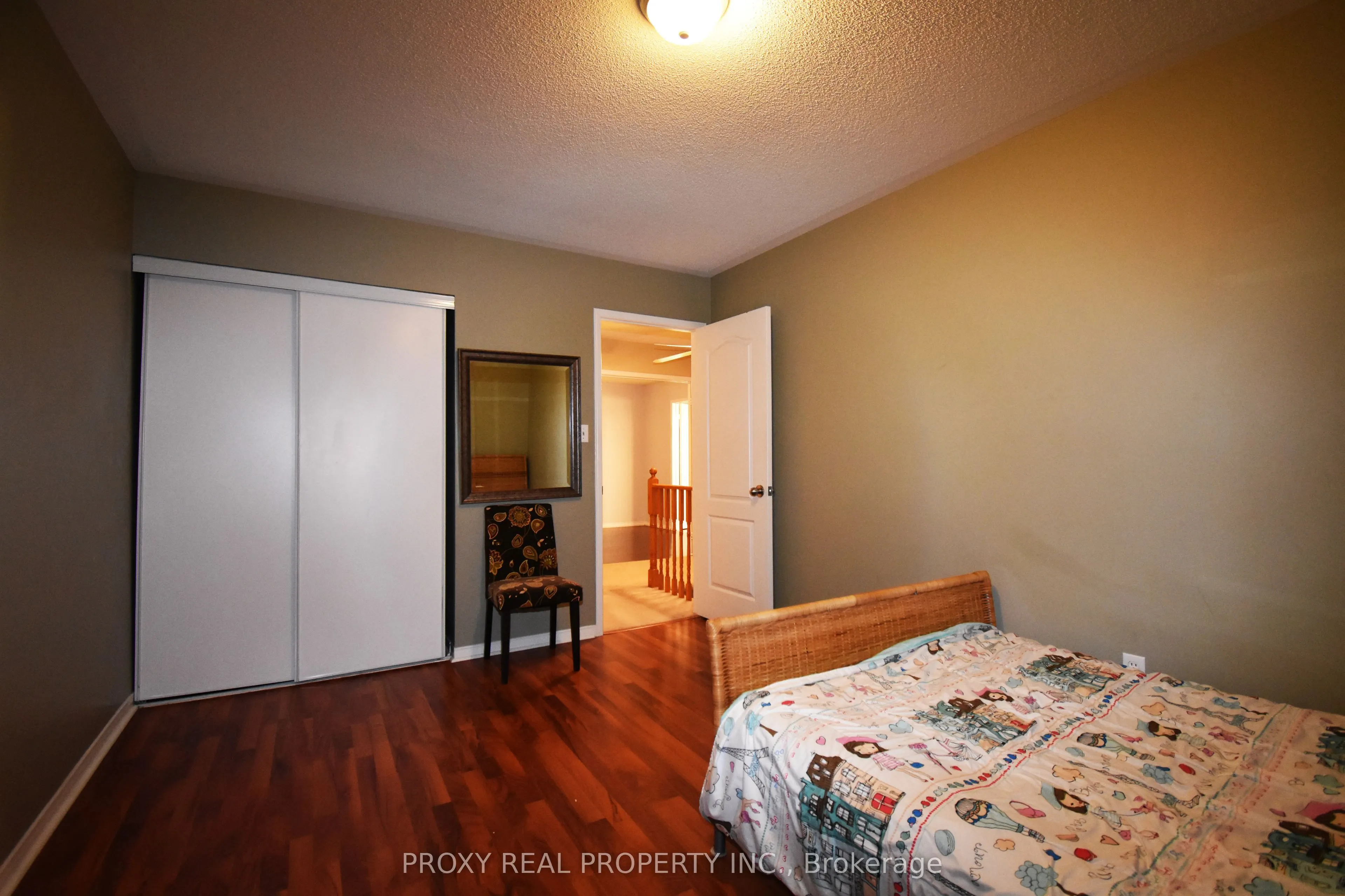 2360 Clearside Court