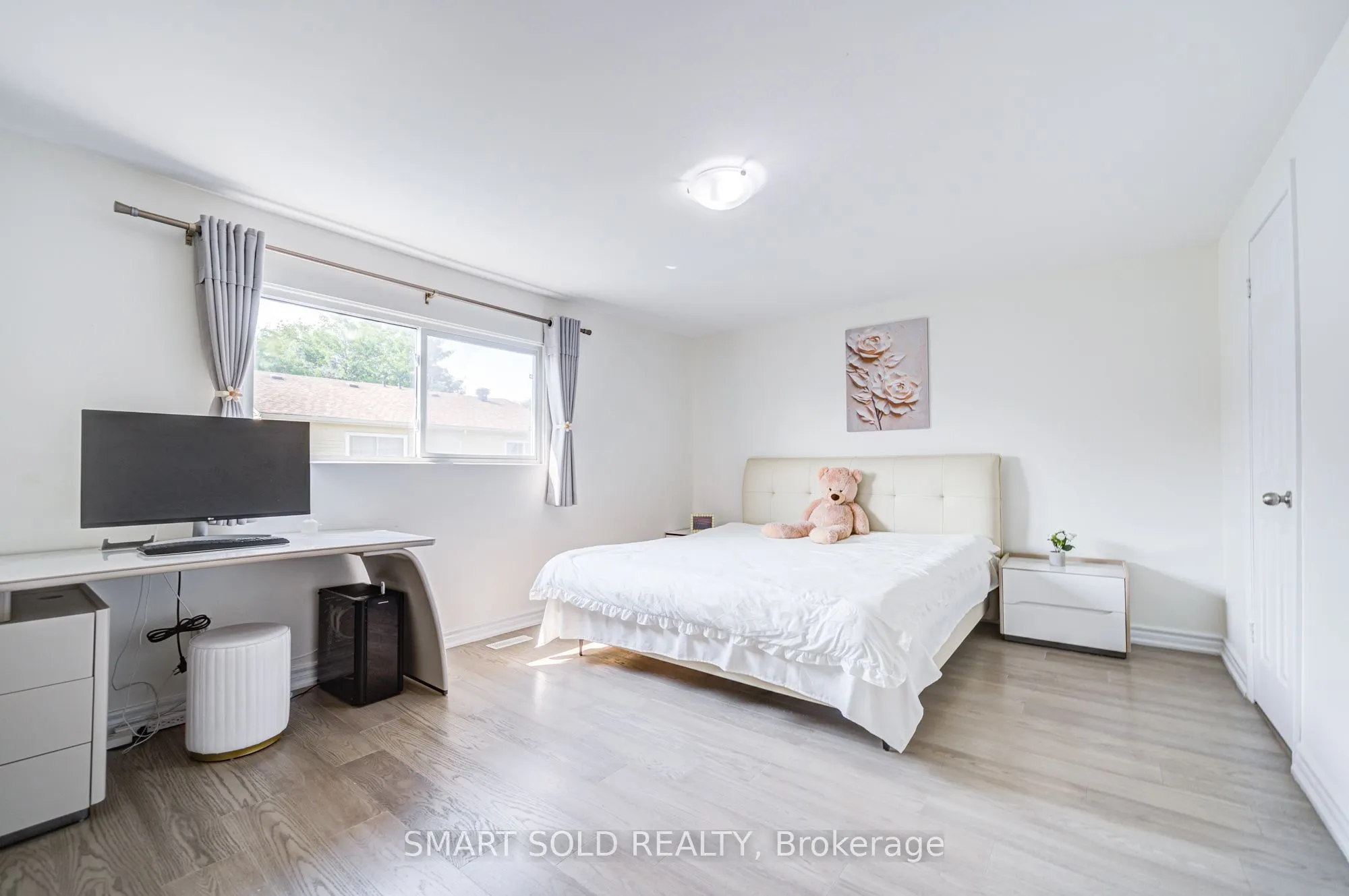 81 Rakewood Crescent