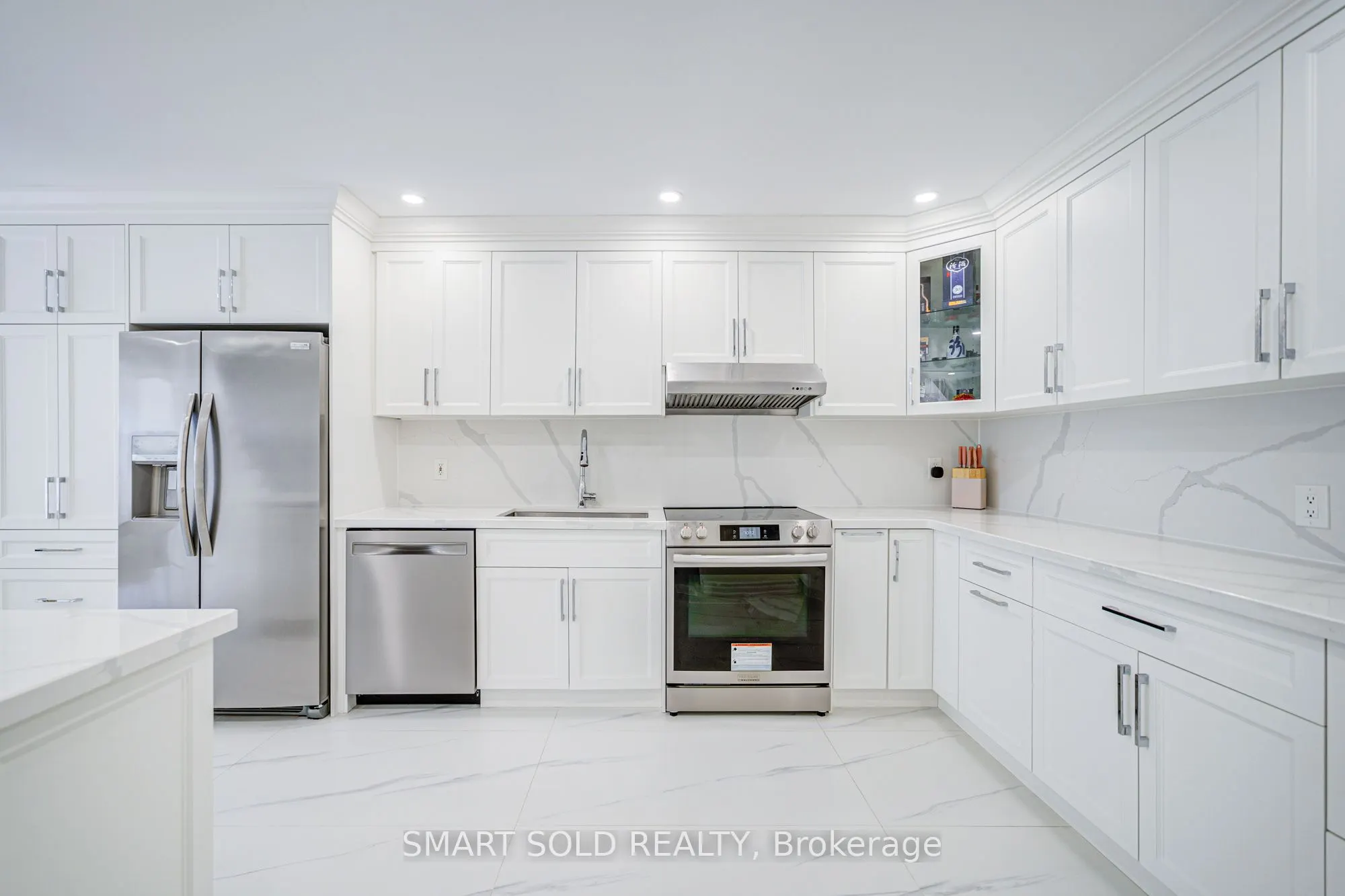 81 Rakewood Crescent