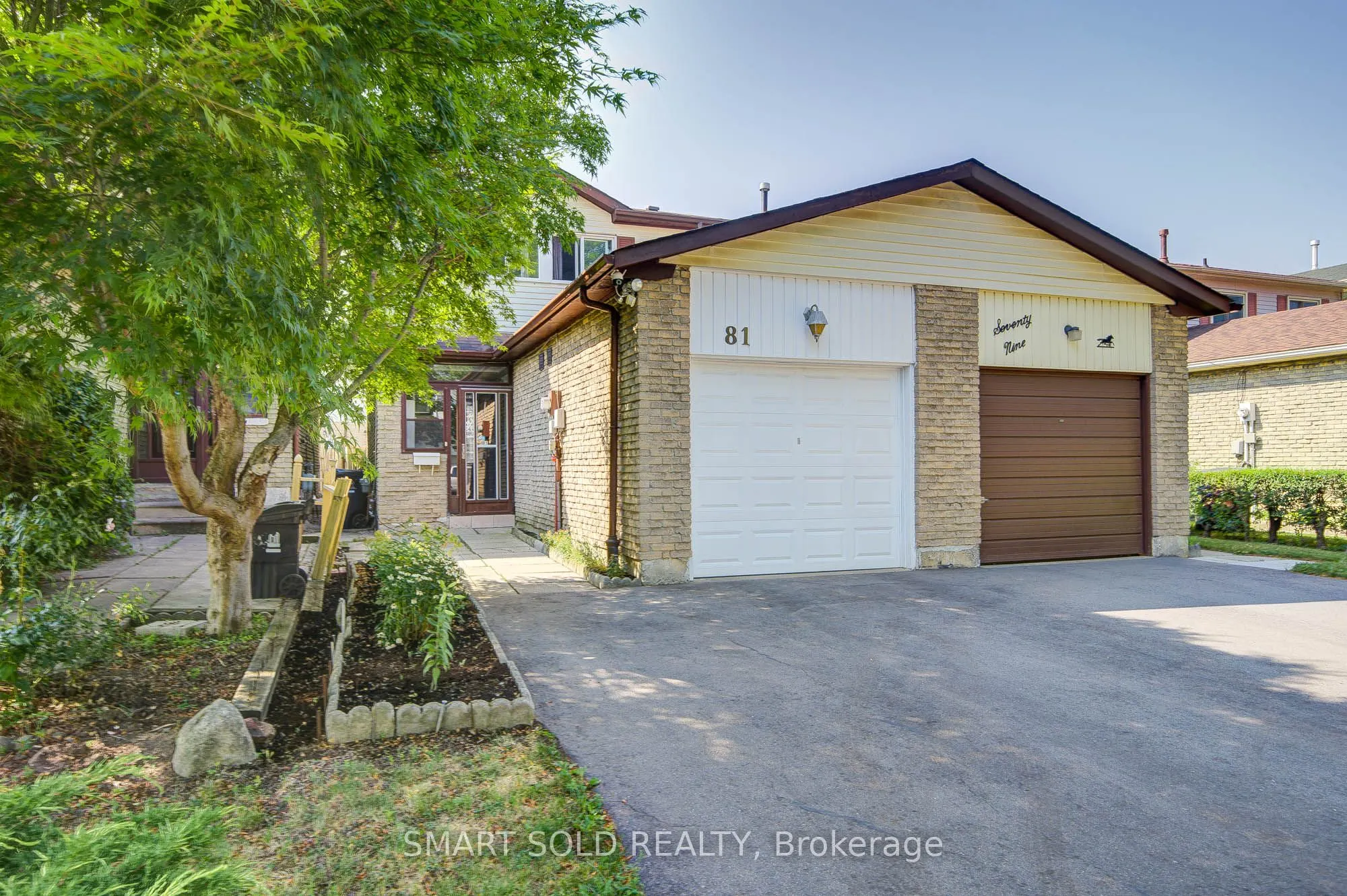 81 Rakewood Crescent