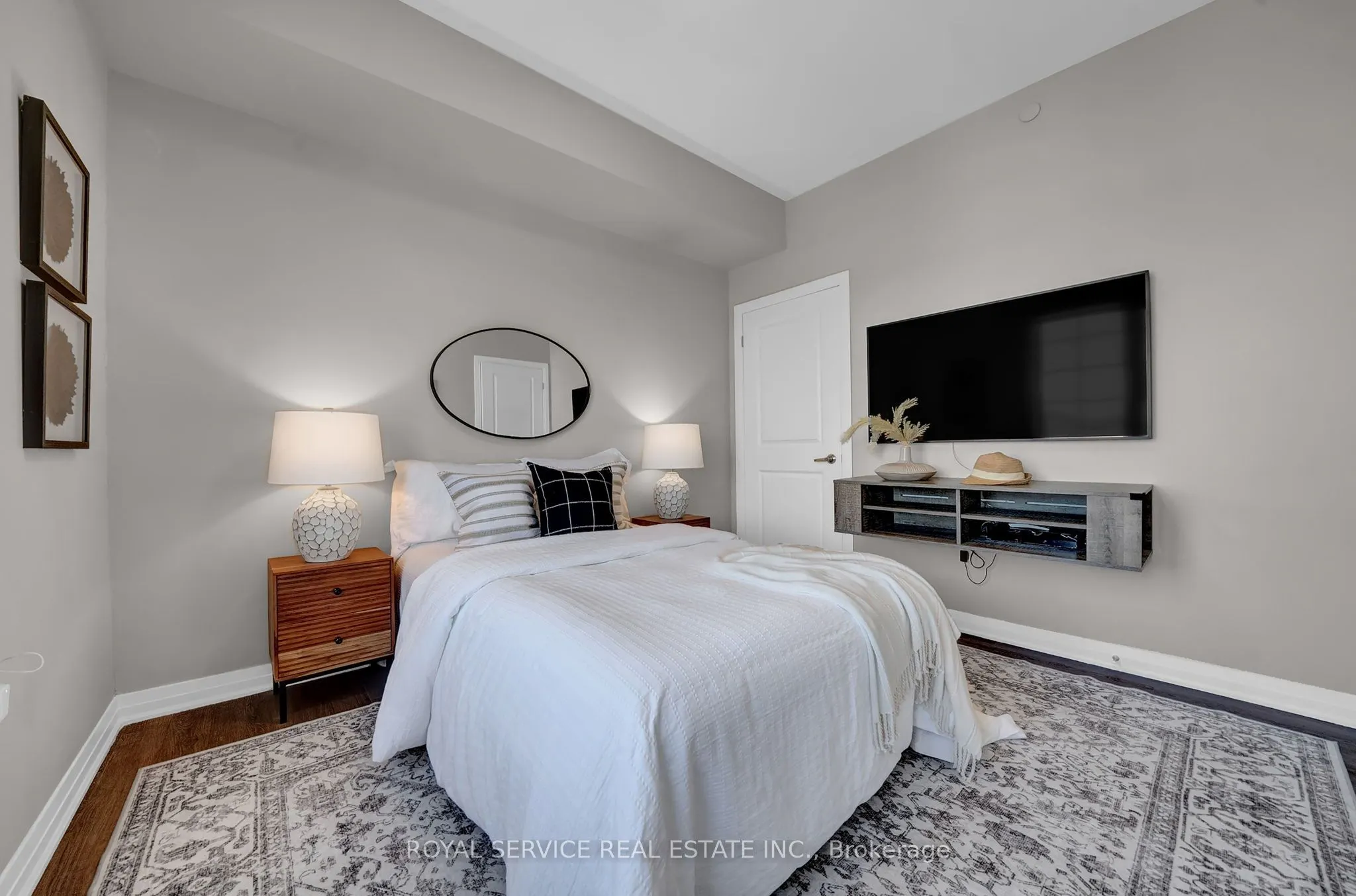 65 Shipway Avenue, #404