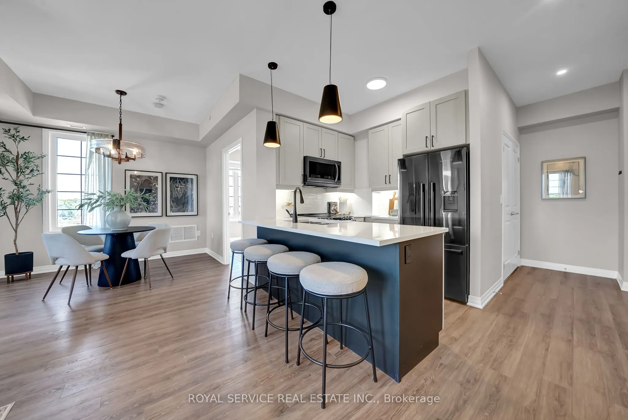 65 Shipway Avenue, #404