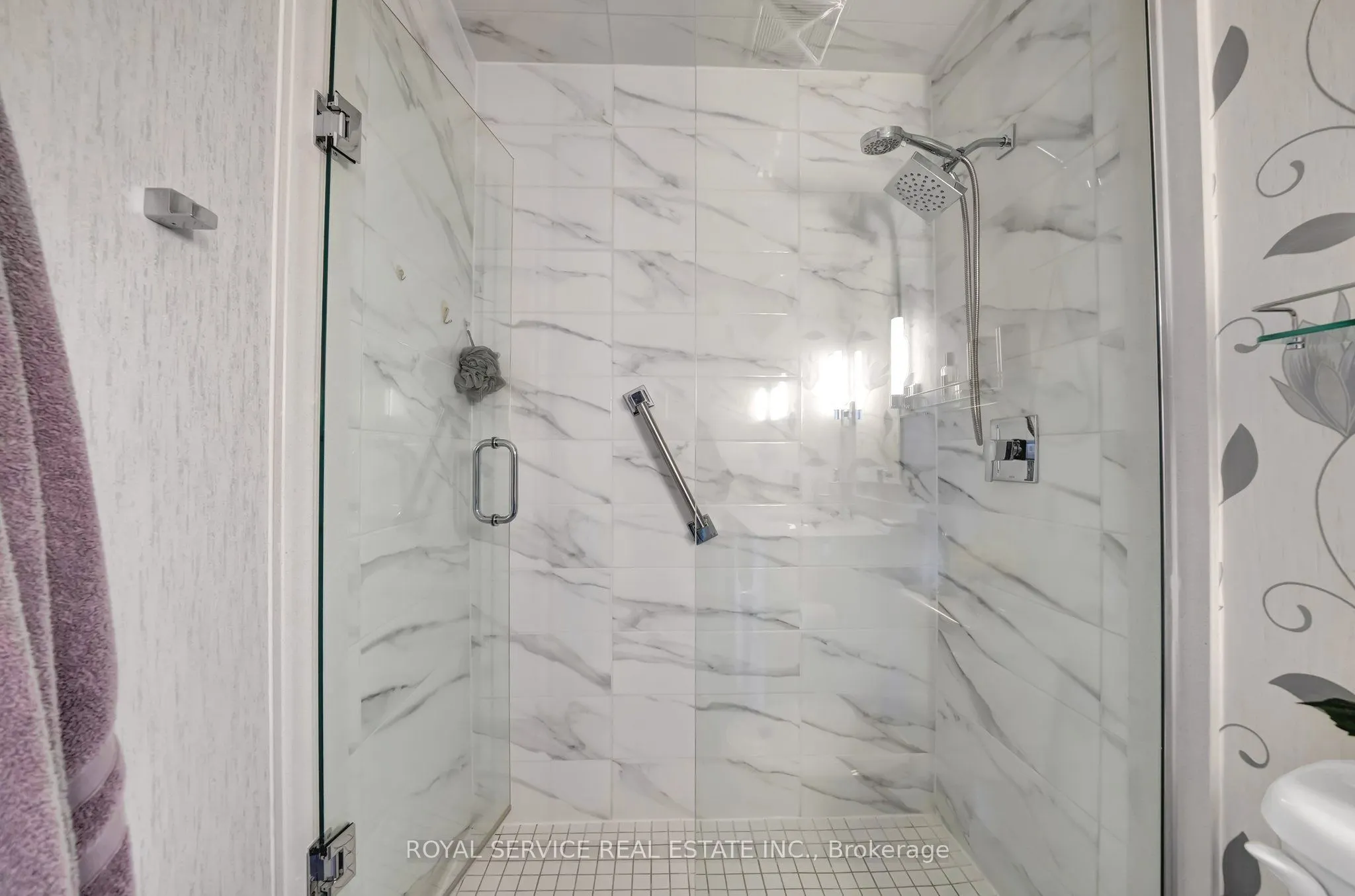 65 Shipway Avenue, #404