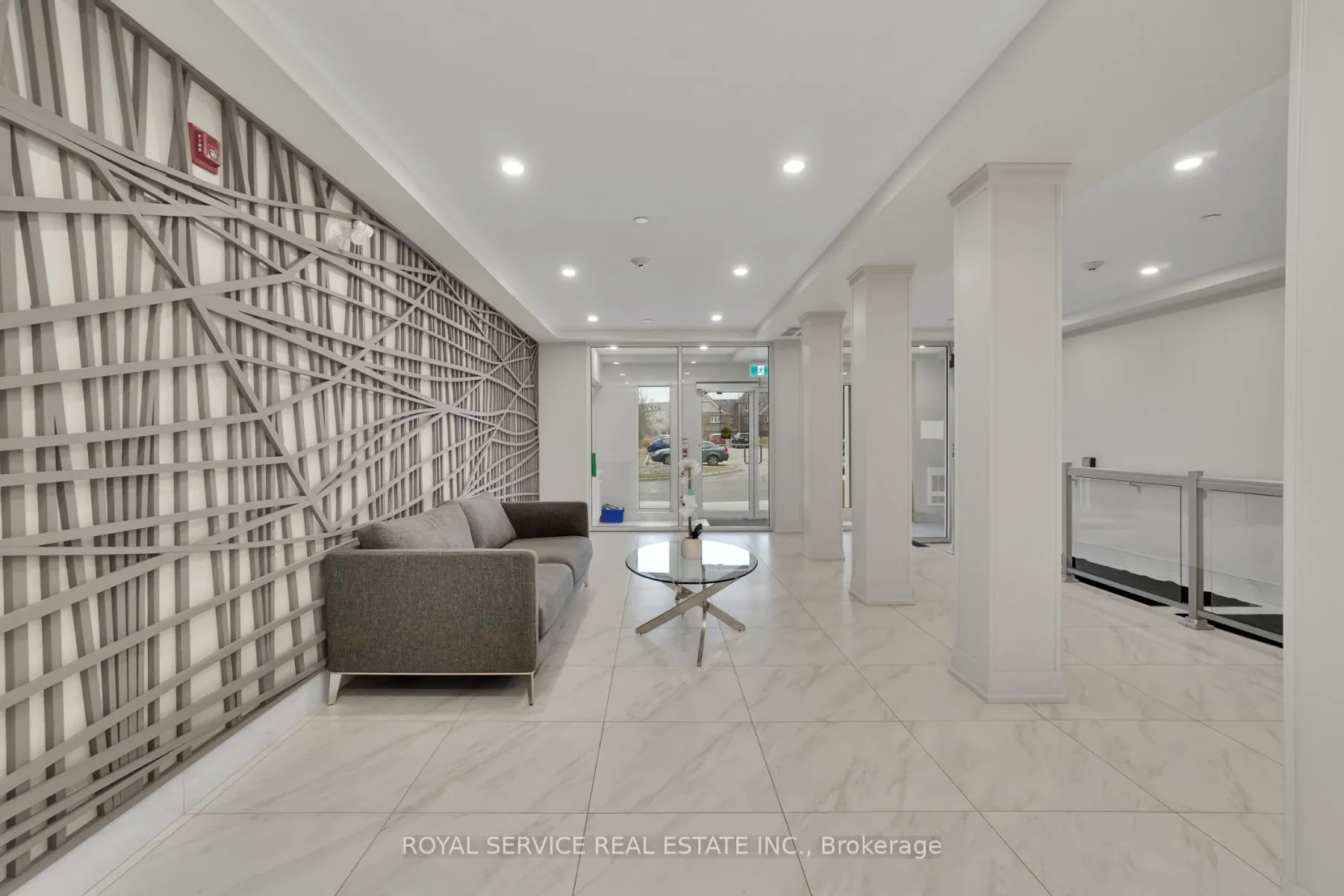 65 Shipway Avenue, #404
