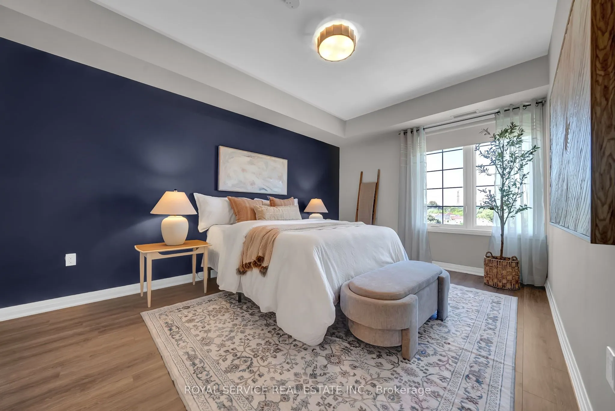 65 Shipway Avenue, #404