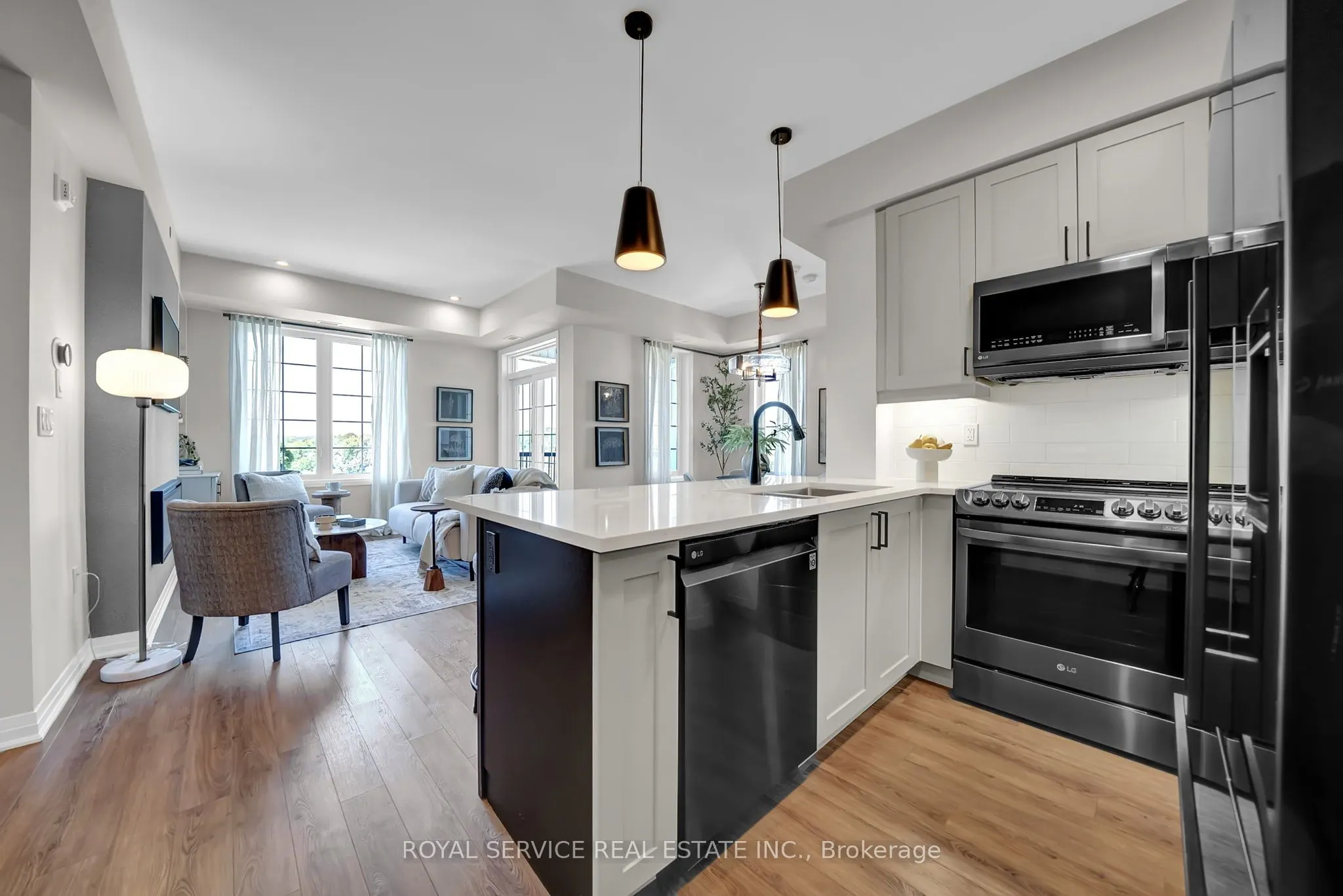 65 Shipway Avenue, #404