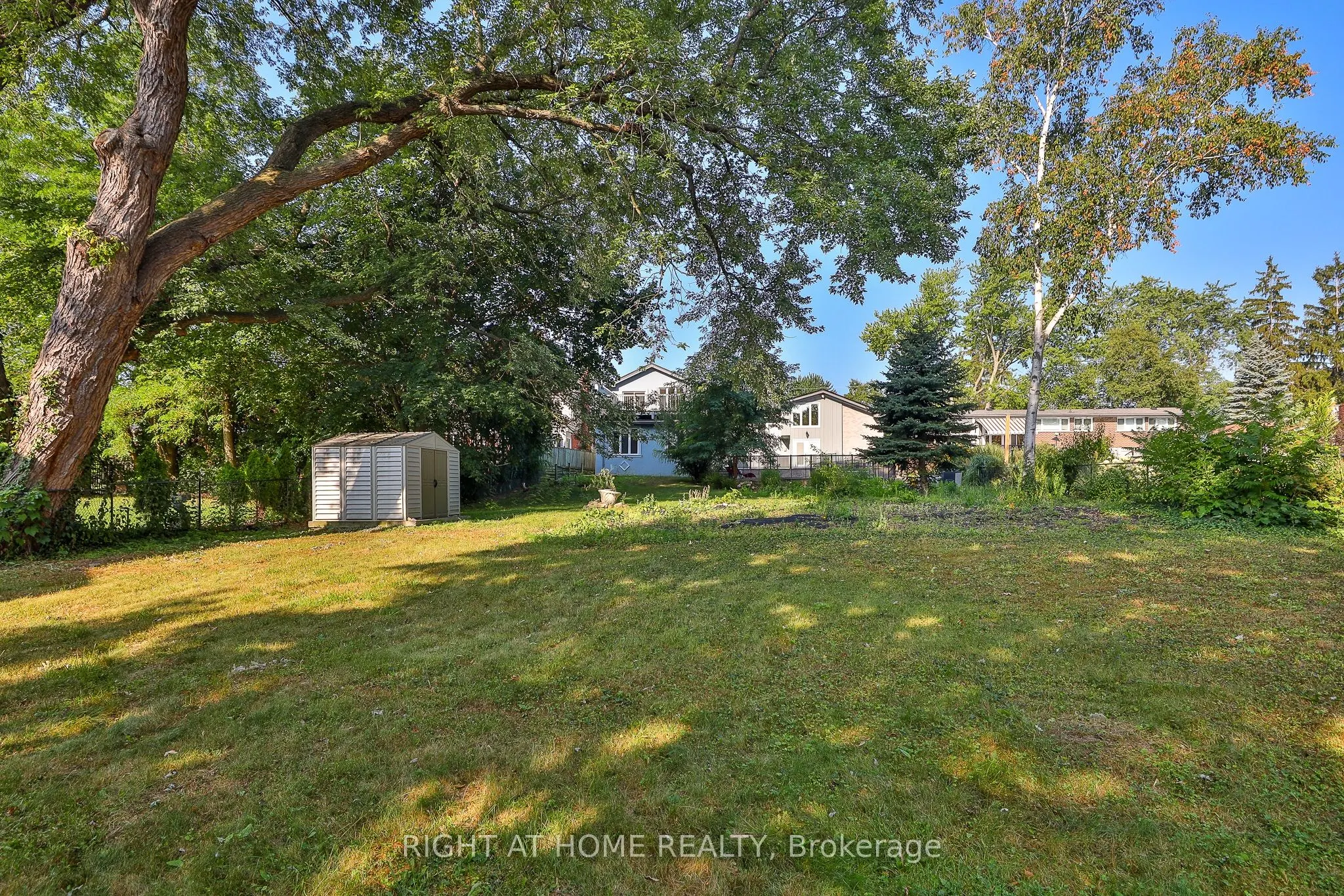 1901 Spruce Hill Road