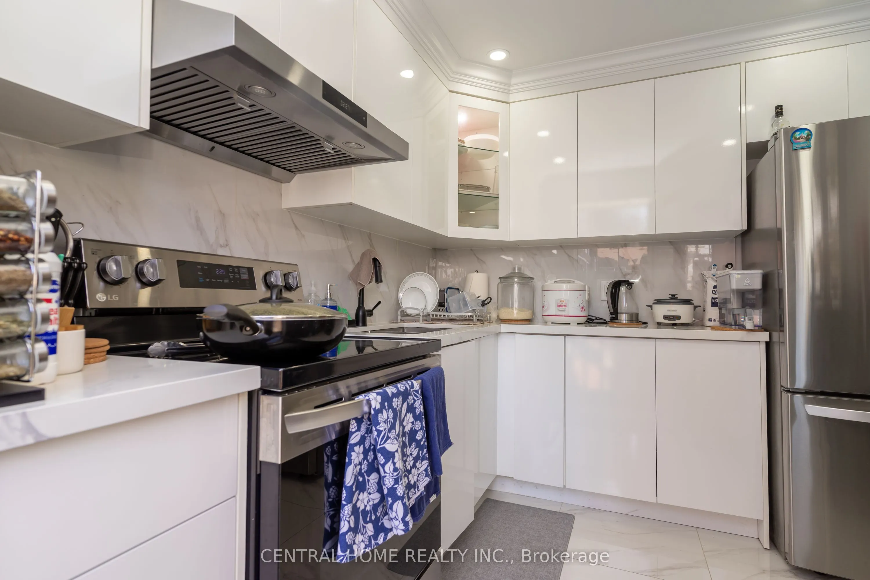 109 Old Kingston Road, #01