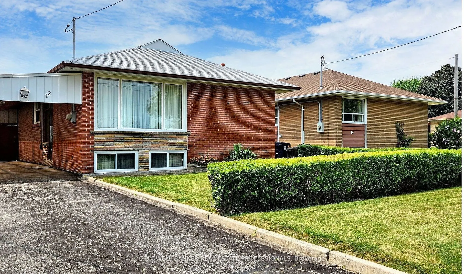 42 Budea Crescent