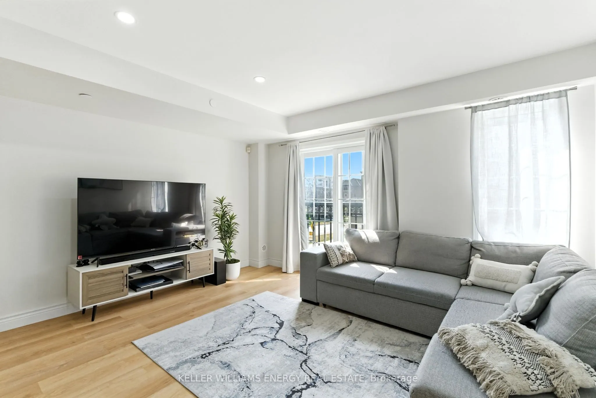 82 Sarita Path