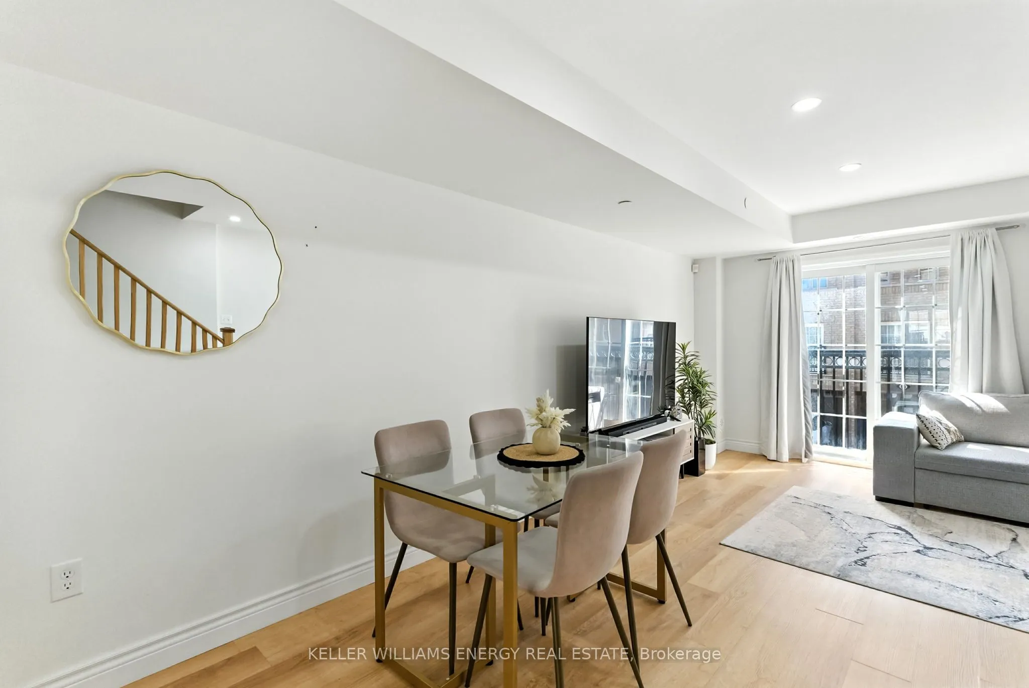 82 Sarita Path
