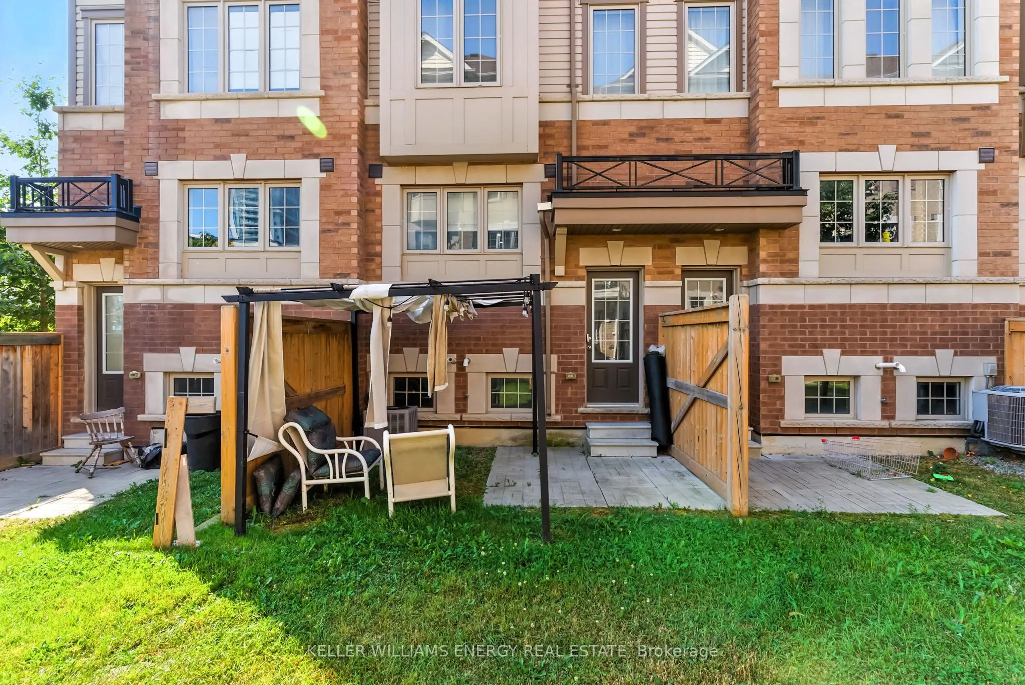 82 Sarita Path