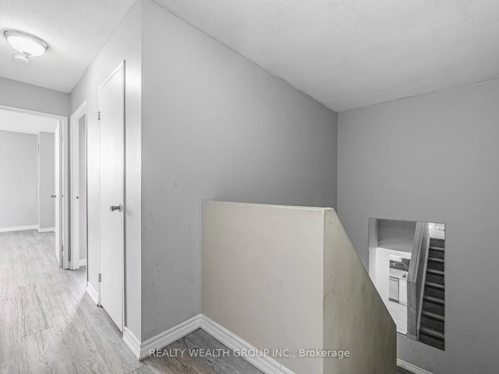 4062 Lawrence Avenue, #306