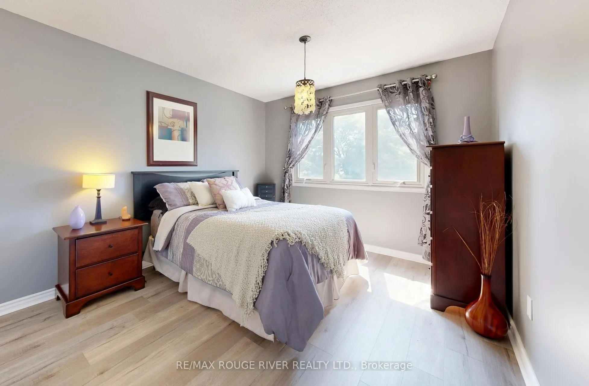 13 Dagwell Crescent