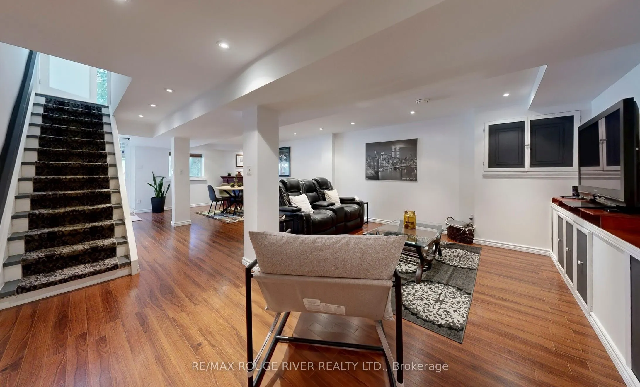 13 Dagwell Crescent