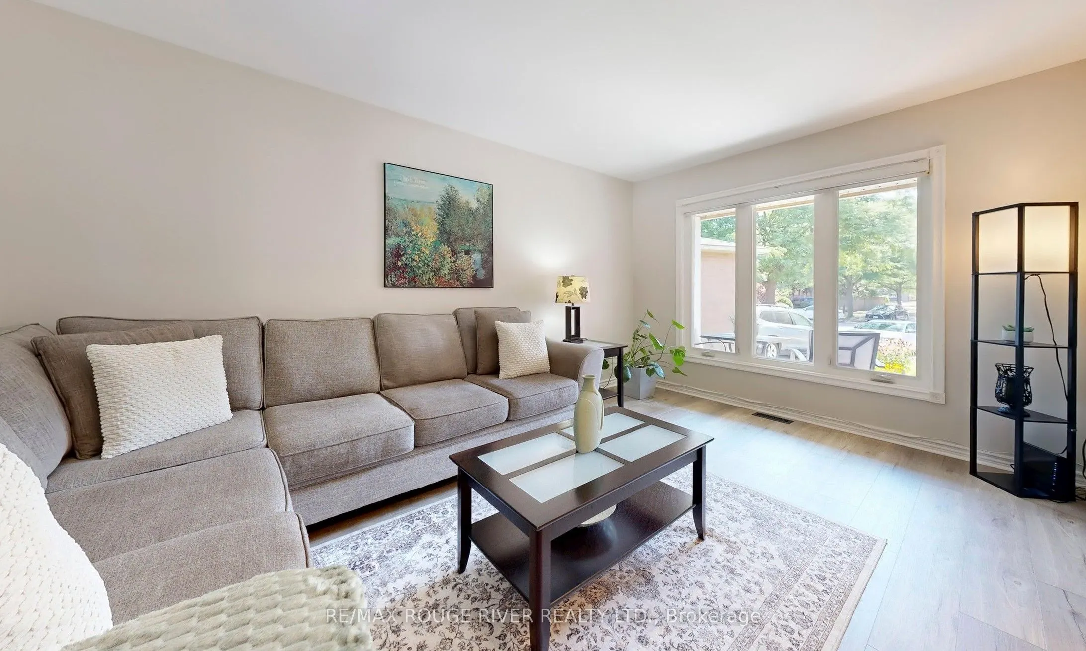13 Dagwell Crescent