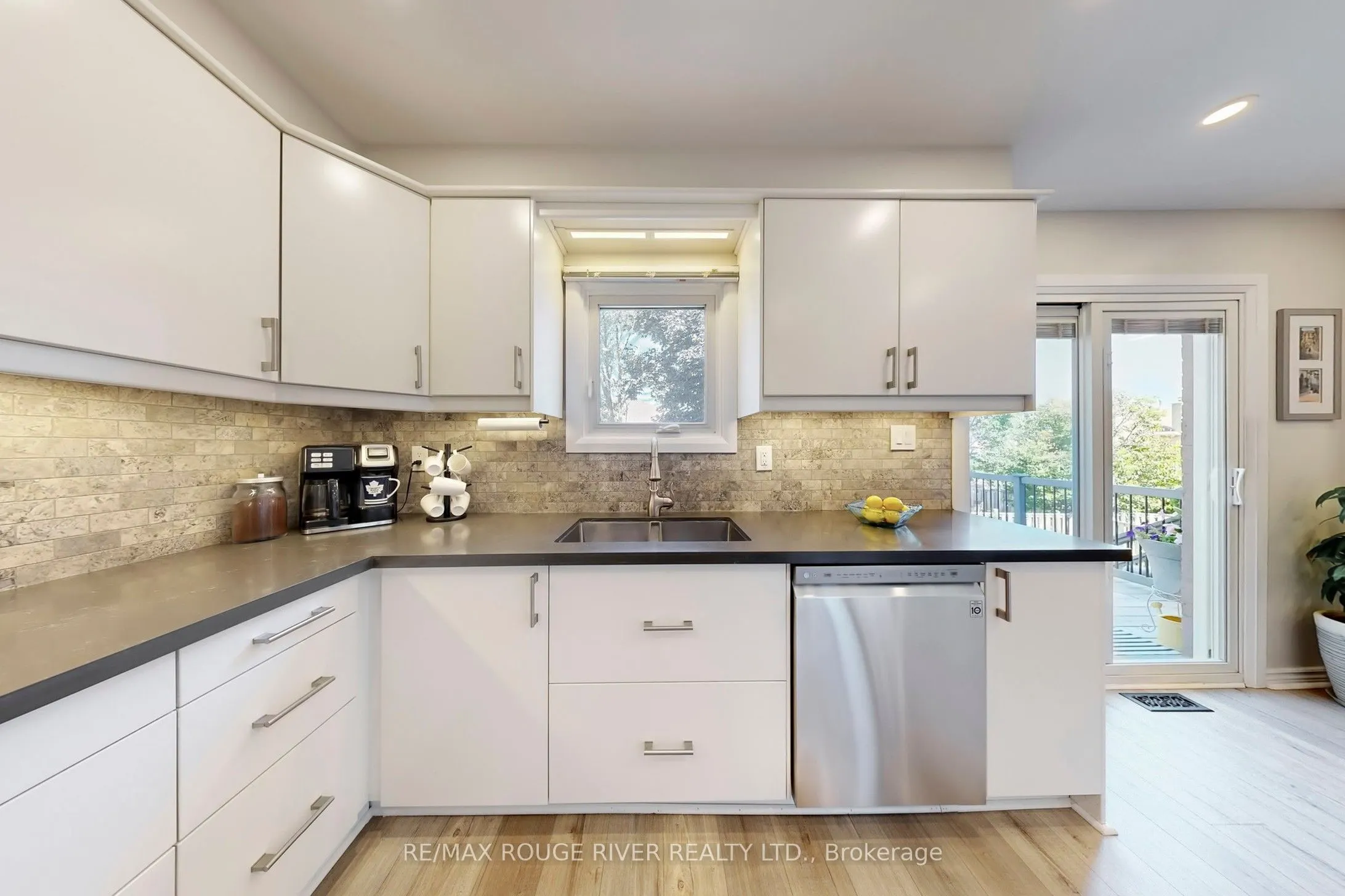 13 Dagwell Crescent
