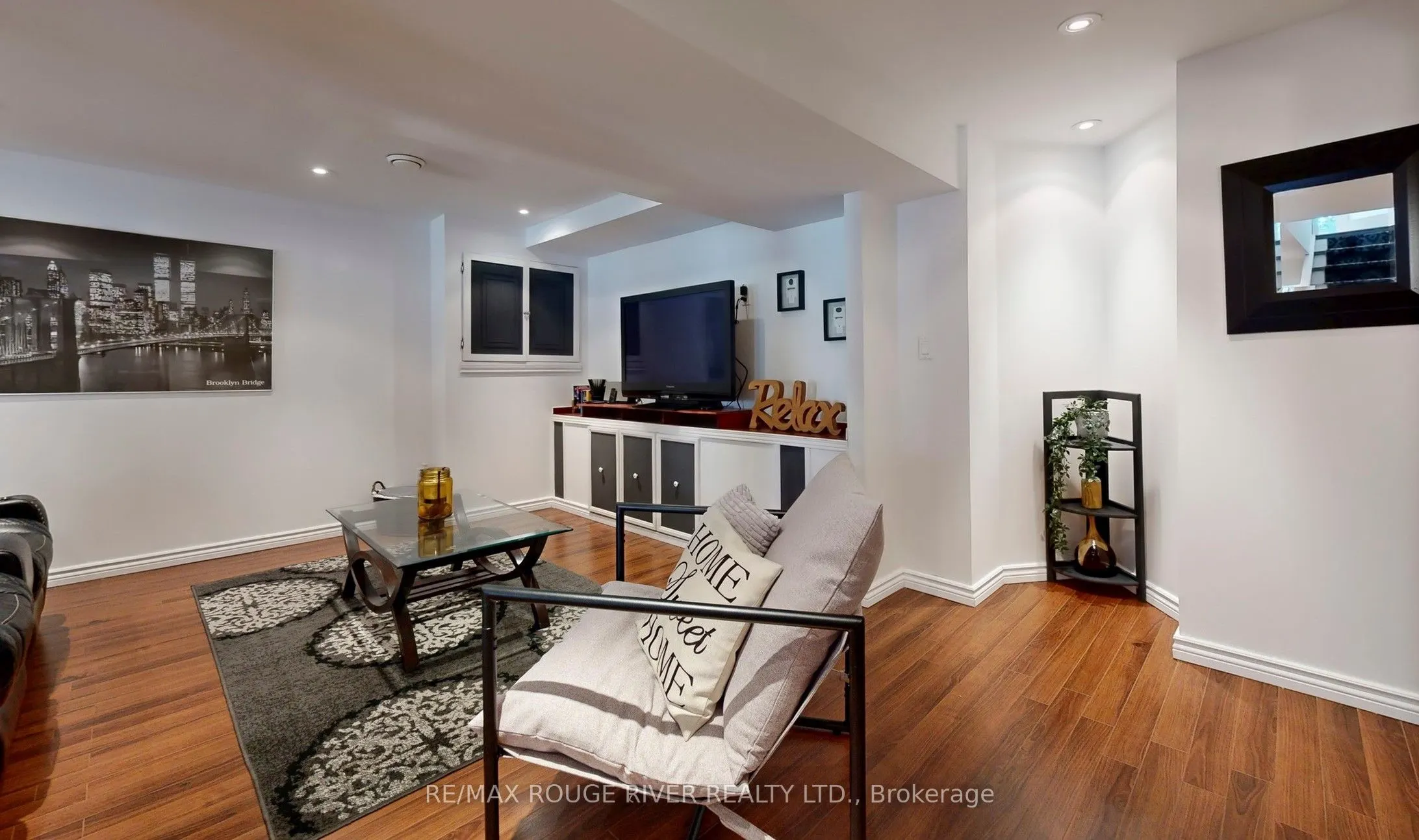 13 Dagwell Crescent
