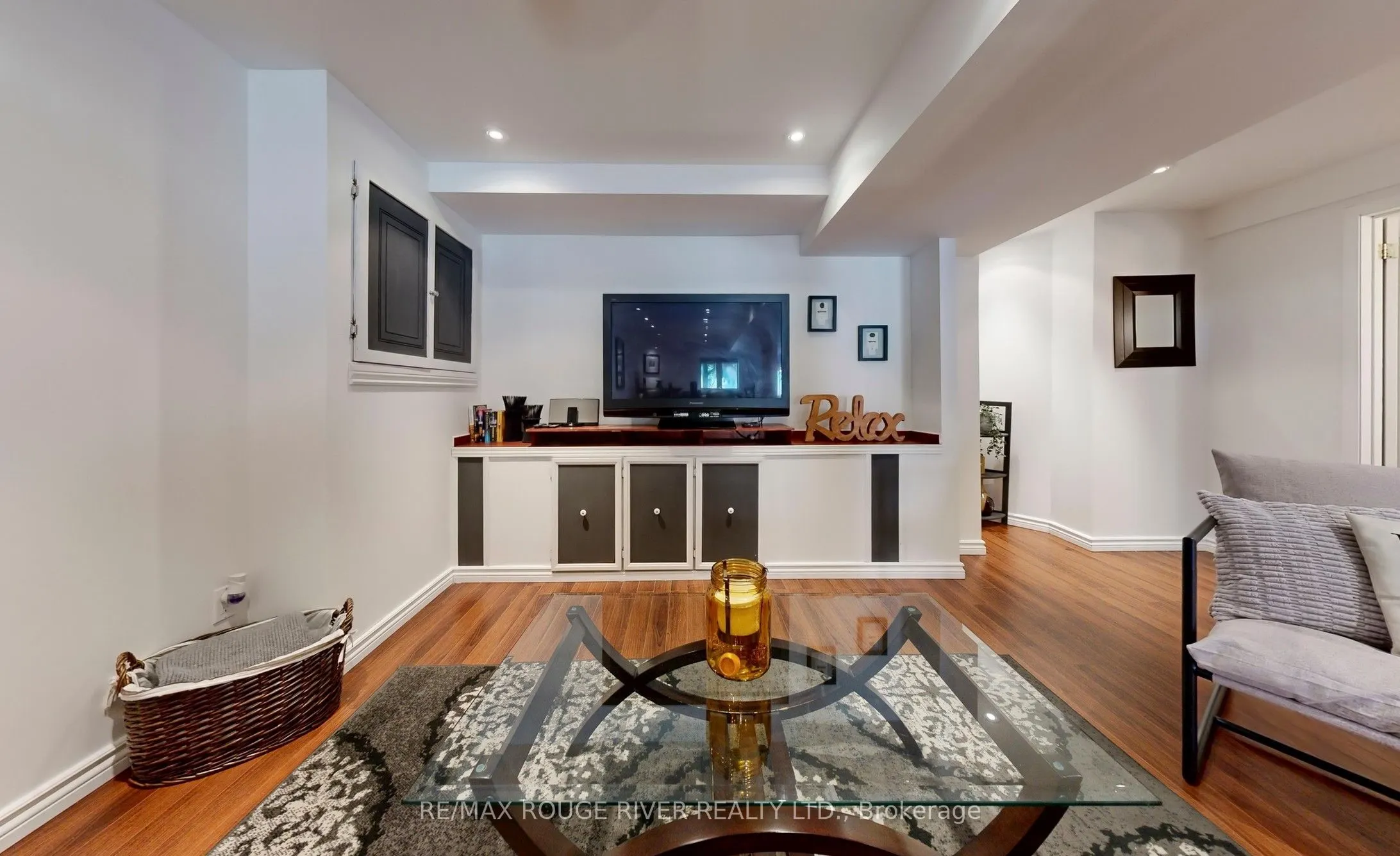 13 Dagwell Crescent